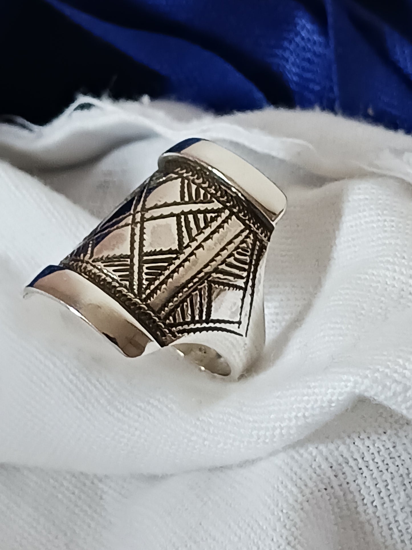 Bague touareg en argent massif