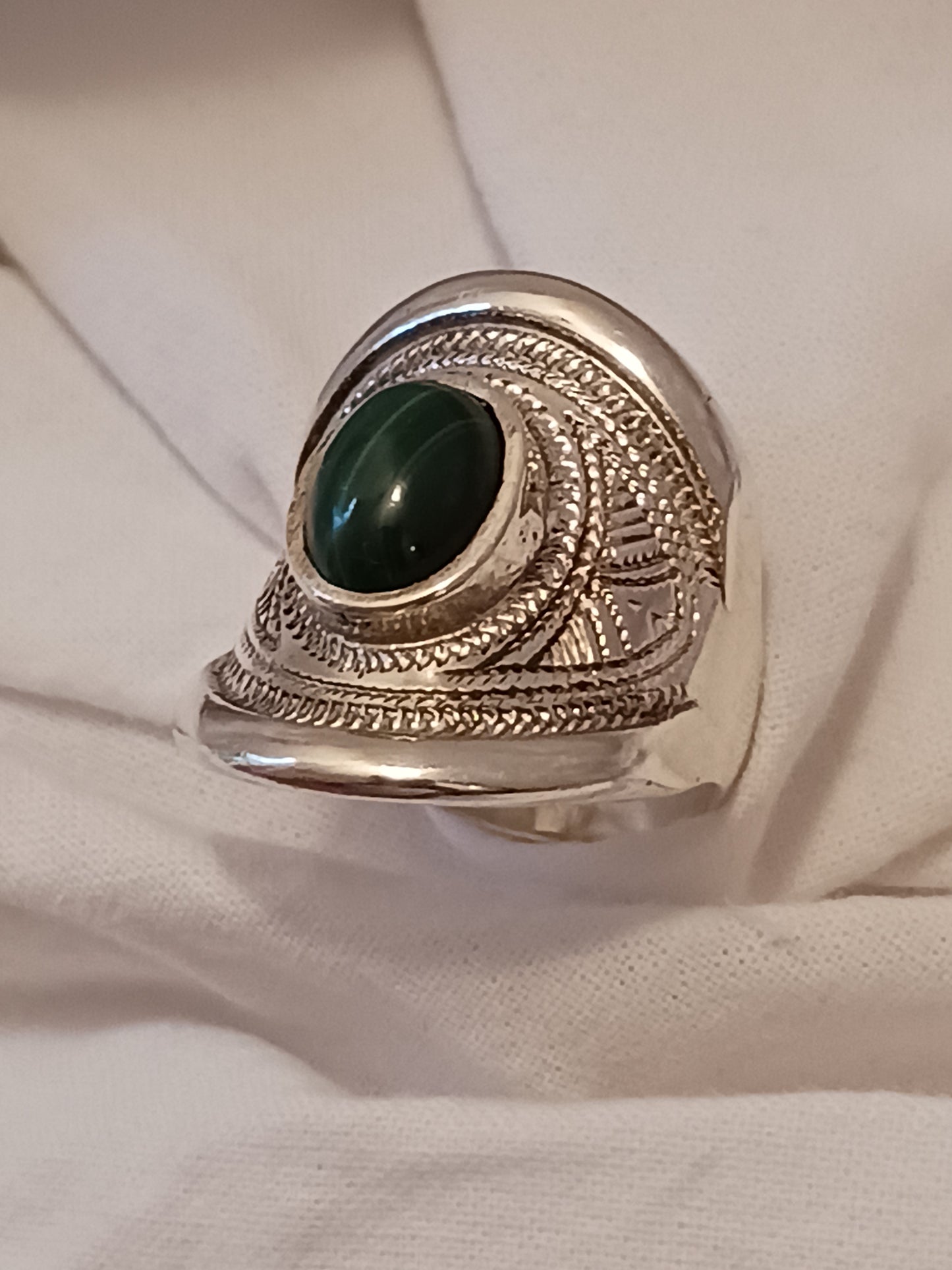 Bague touareg en argent massif