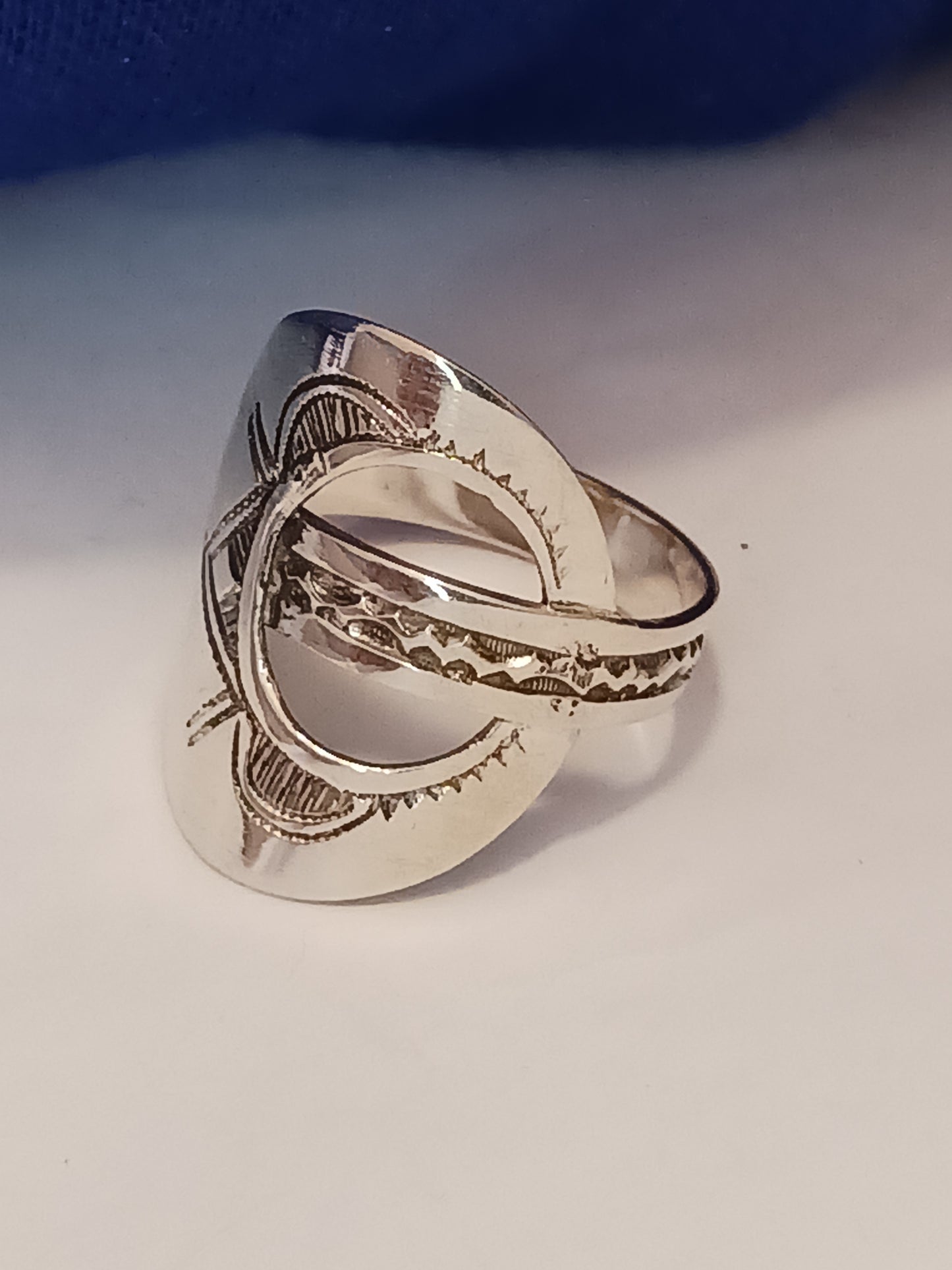Bague touareg en argent massif