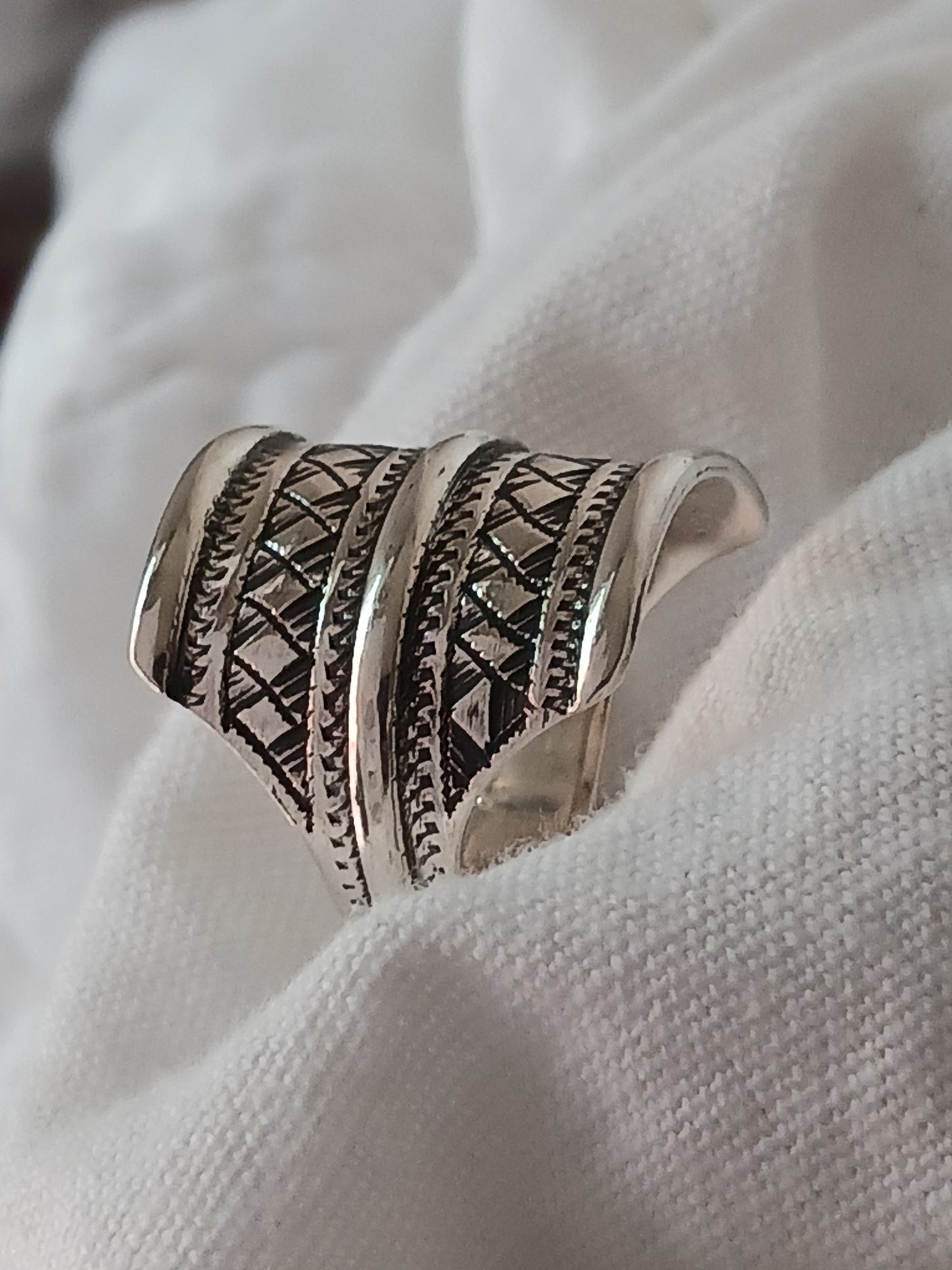 Bague touareg en argent massif