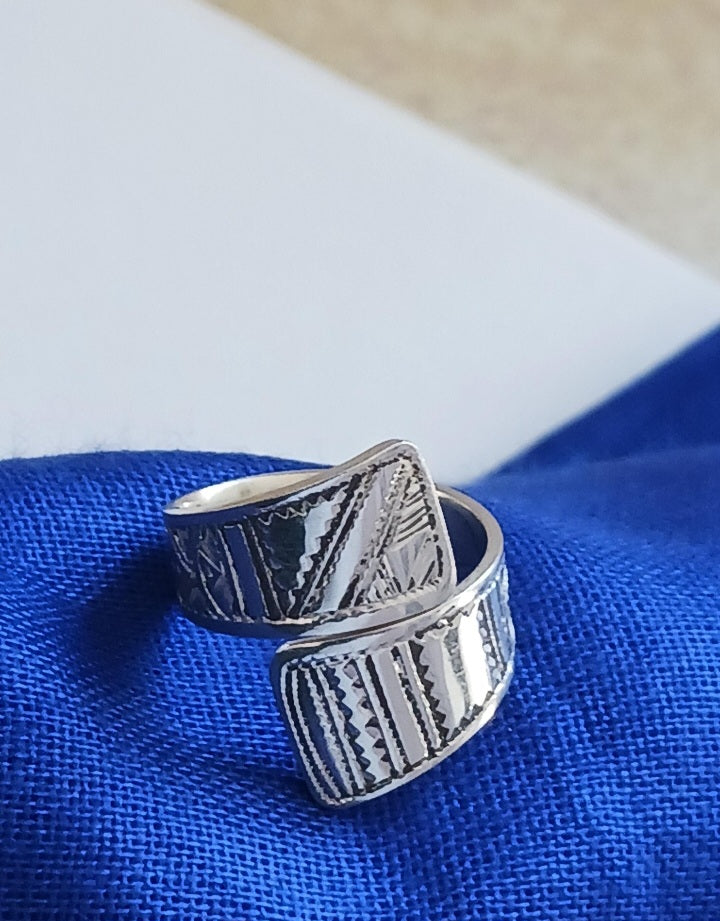 Bague touareg en argent massif