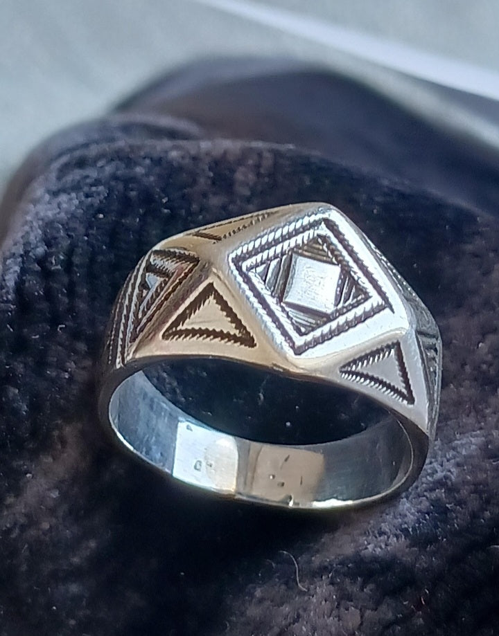 Bague touareg en argent massif