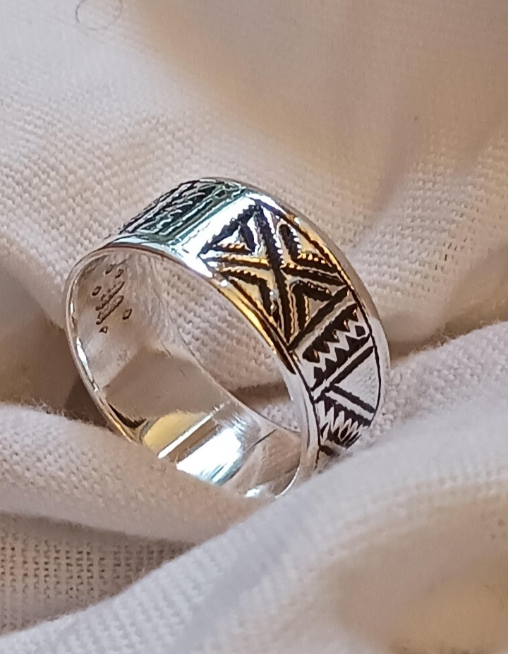 Bague touareg en argent massif