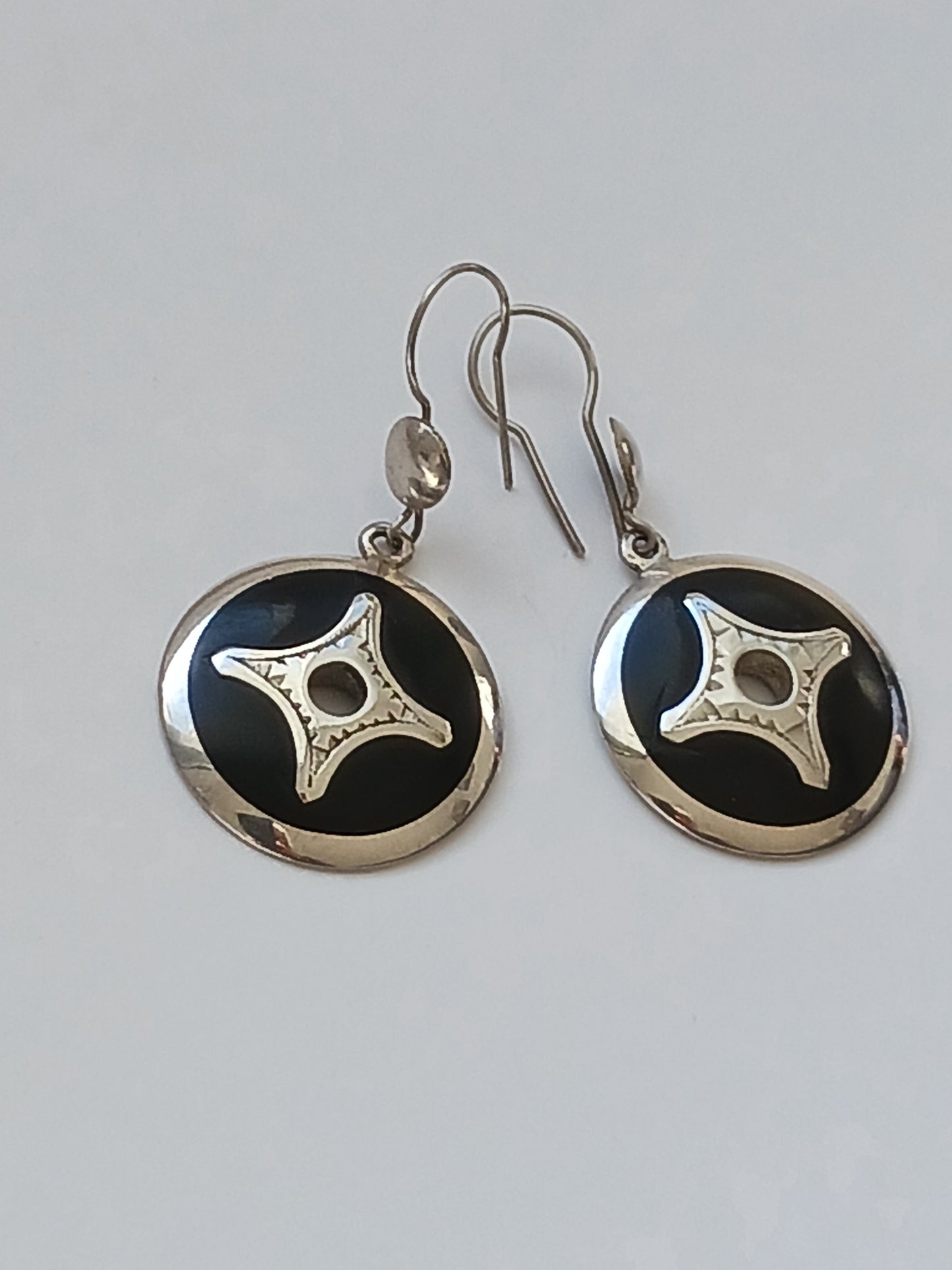 Boucles d'oreilles d'inspiration touarègue