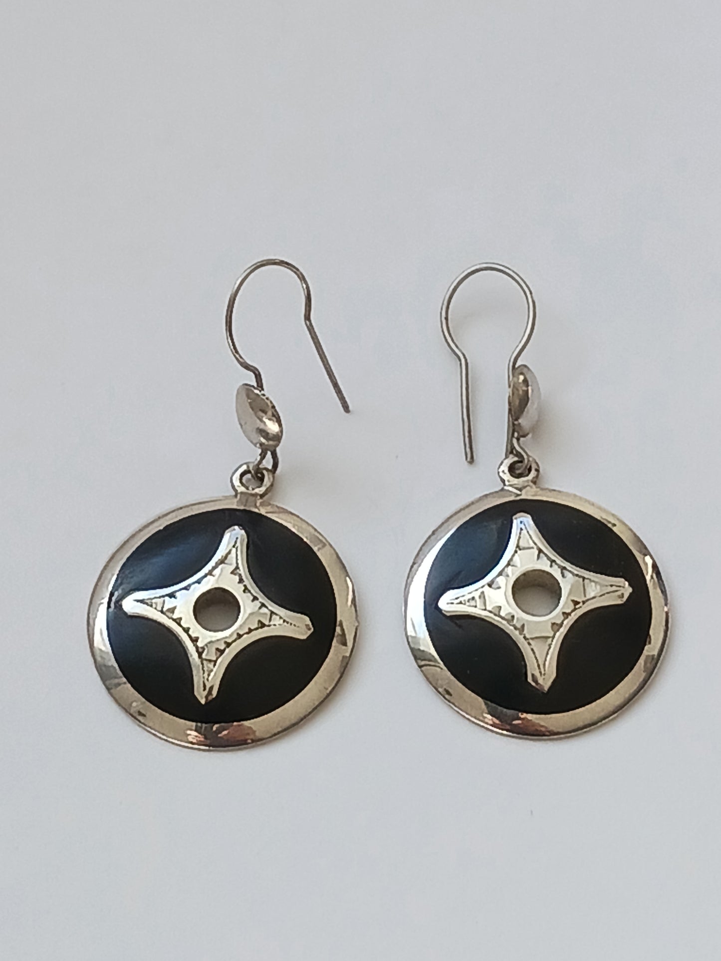 Boucles d'oreilles d'inspiration touarègue