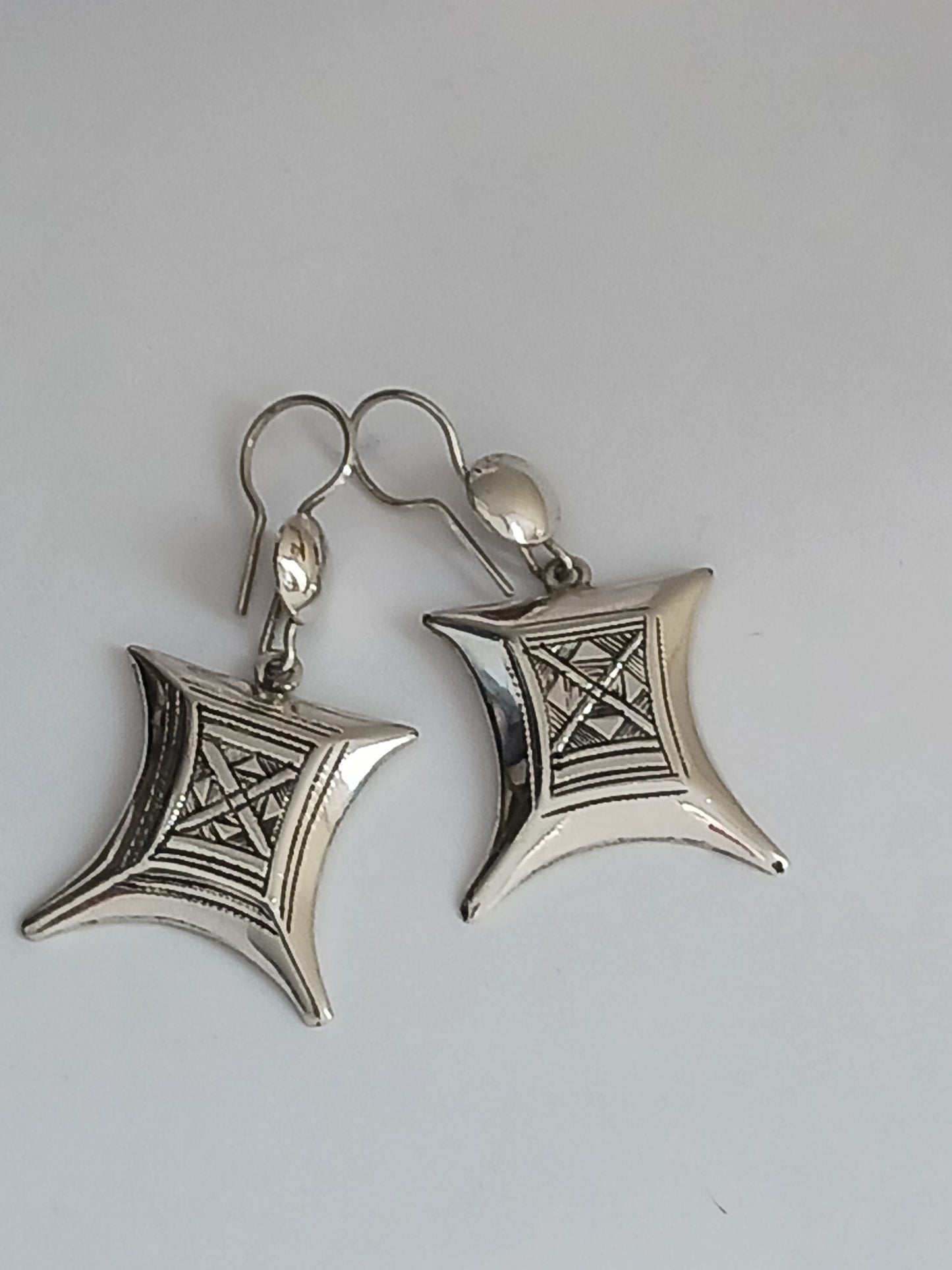 Boucles d'oreilles d'inspiration touarègue