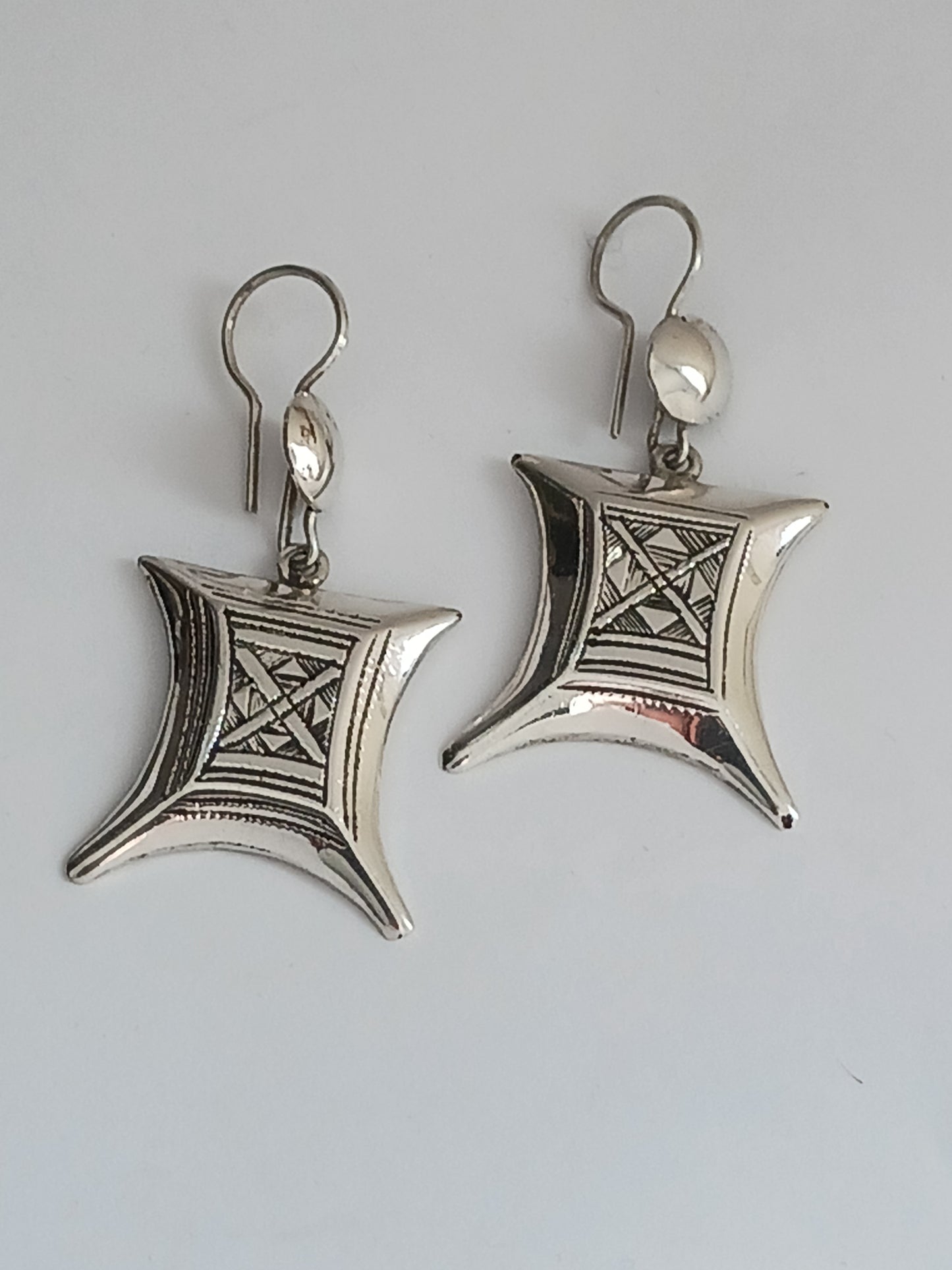 Boucles d'oreilles d'inspiration touarègue