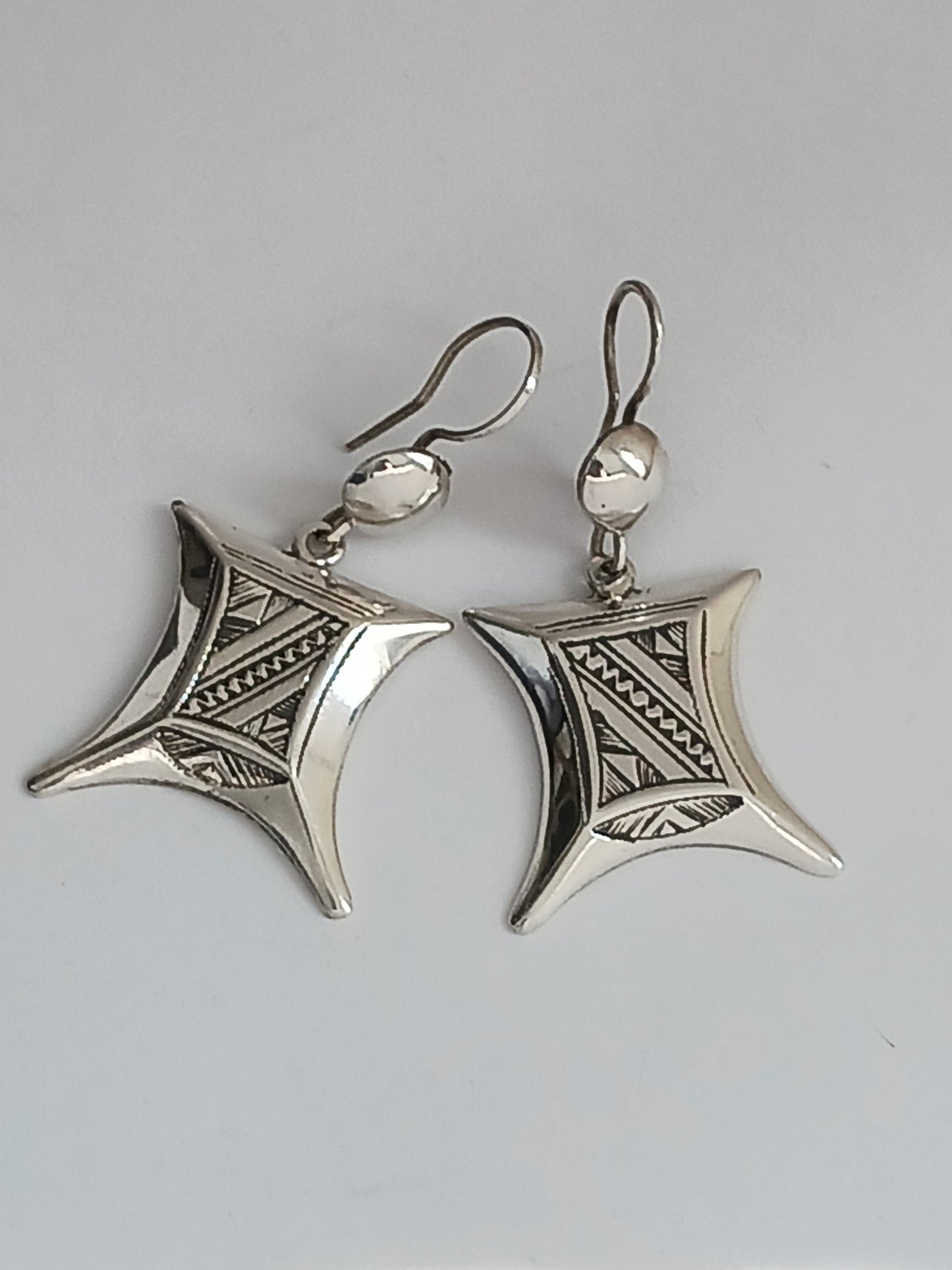 Boucles d'oreilles d'inspiration touarègue