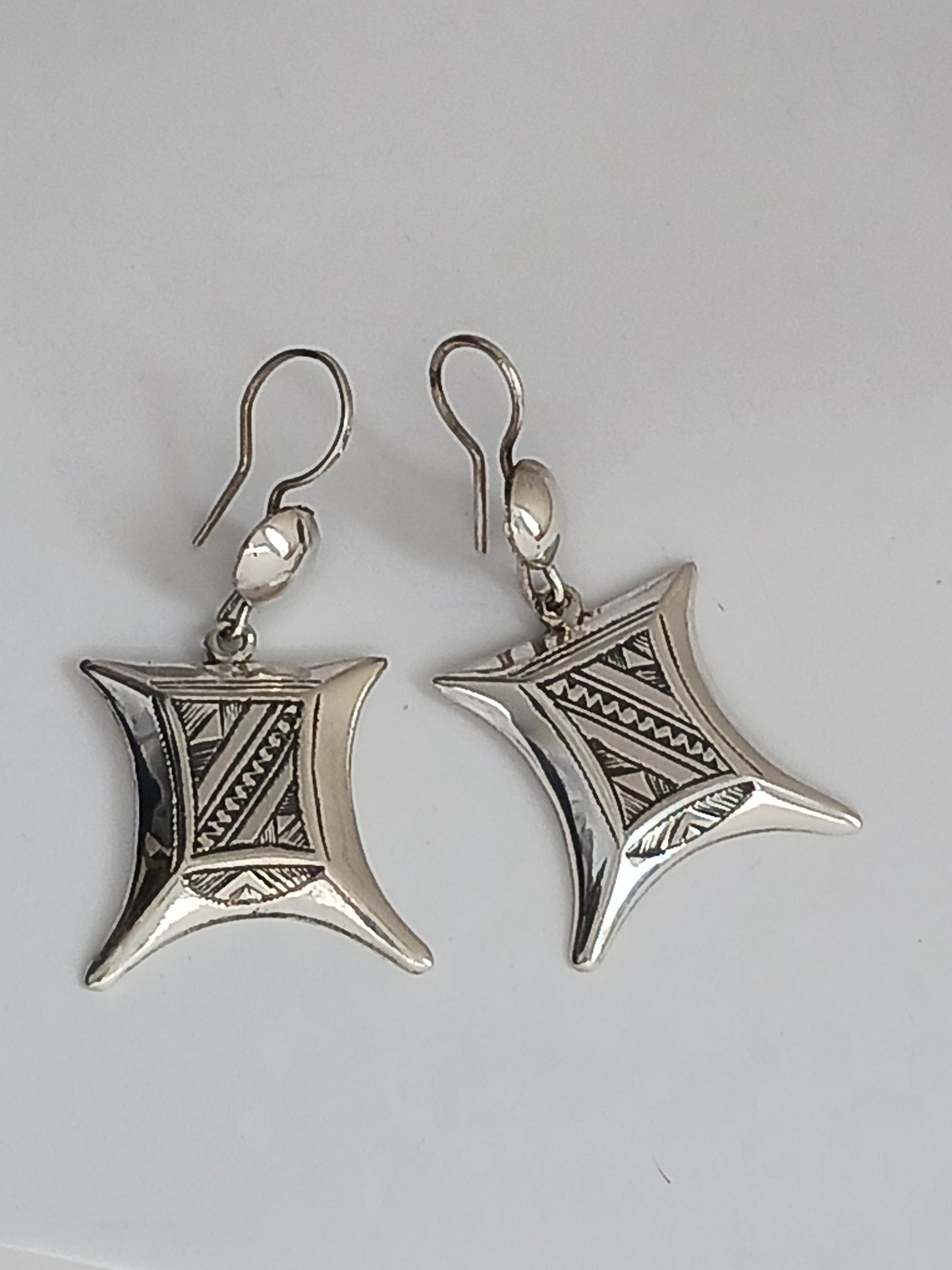 Boucles d'oreilles d'inspiration touarègue