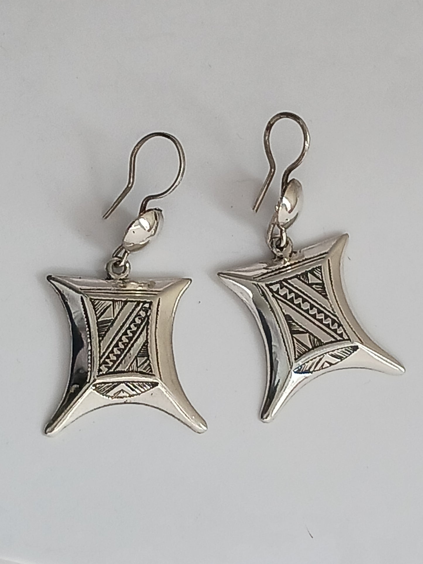Boucles d'oreilles d'inspiration touarègue