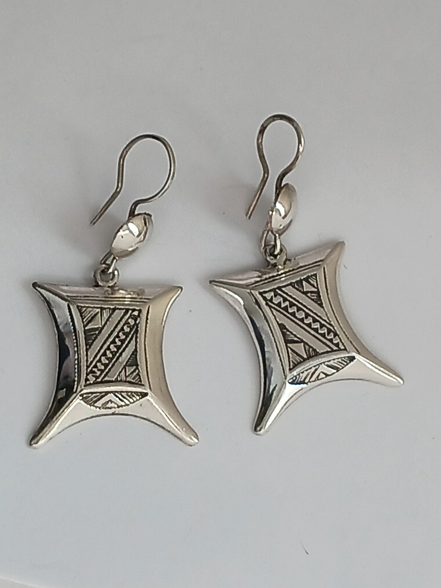 Boucles d'oreilles d'inspiration touarègue