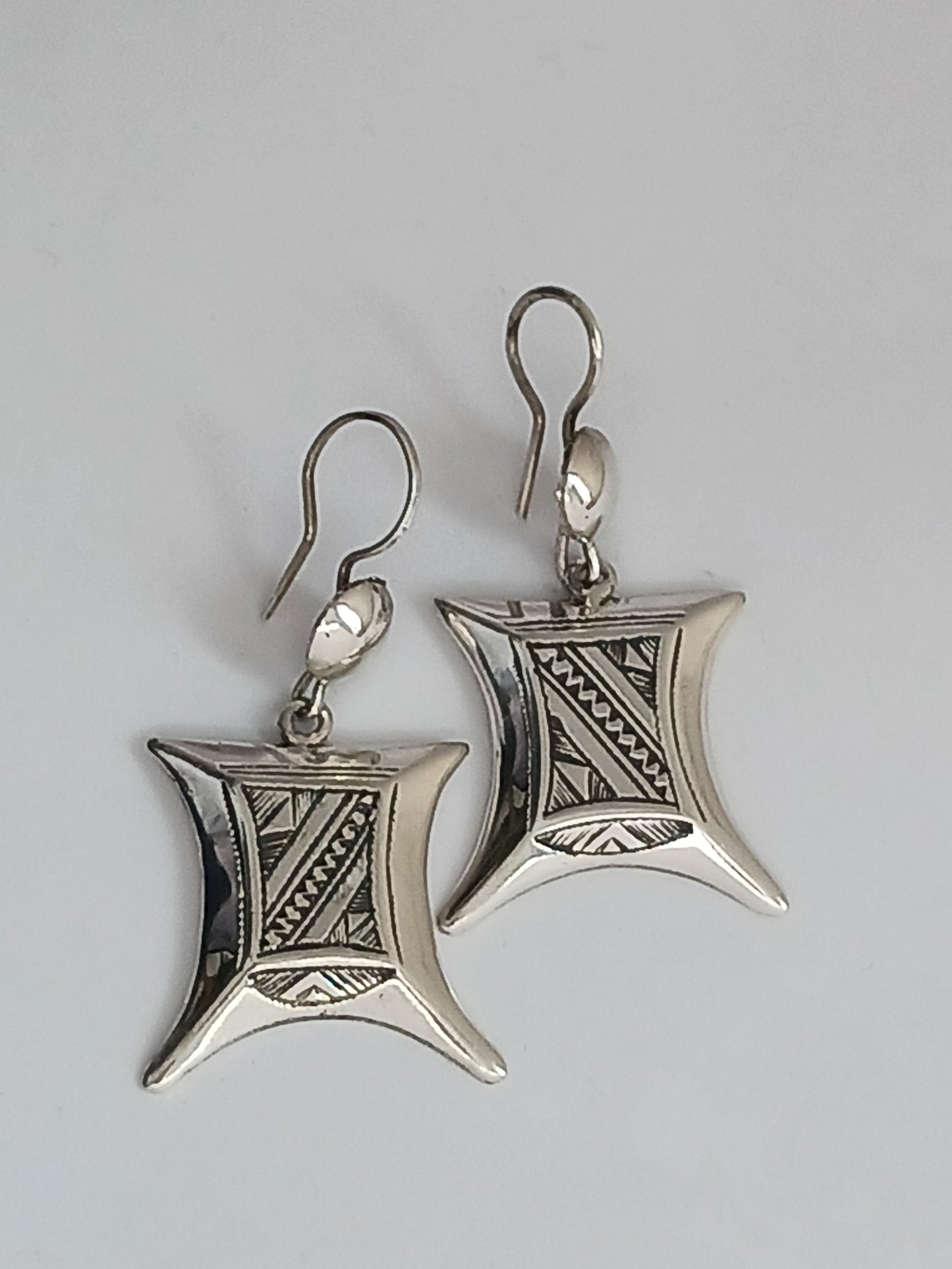 Boucles d'oreilles d'inspiration touarègue
