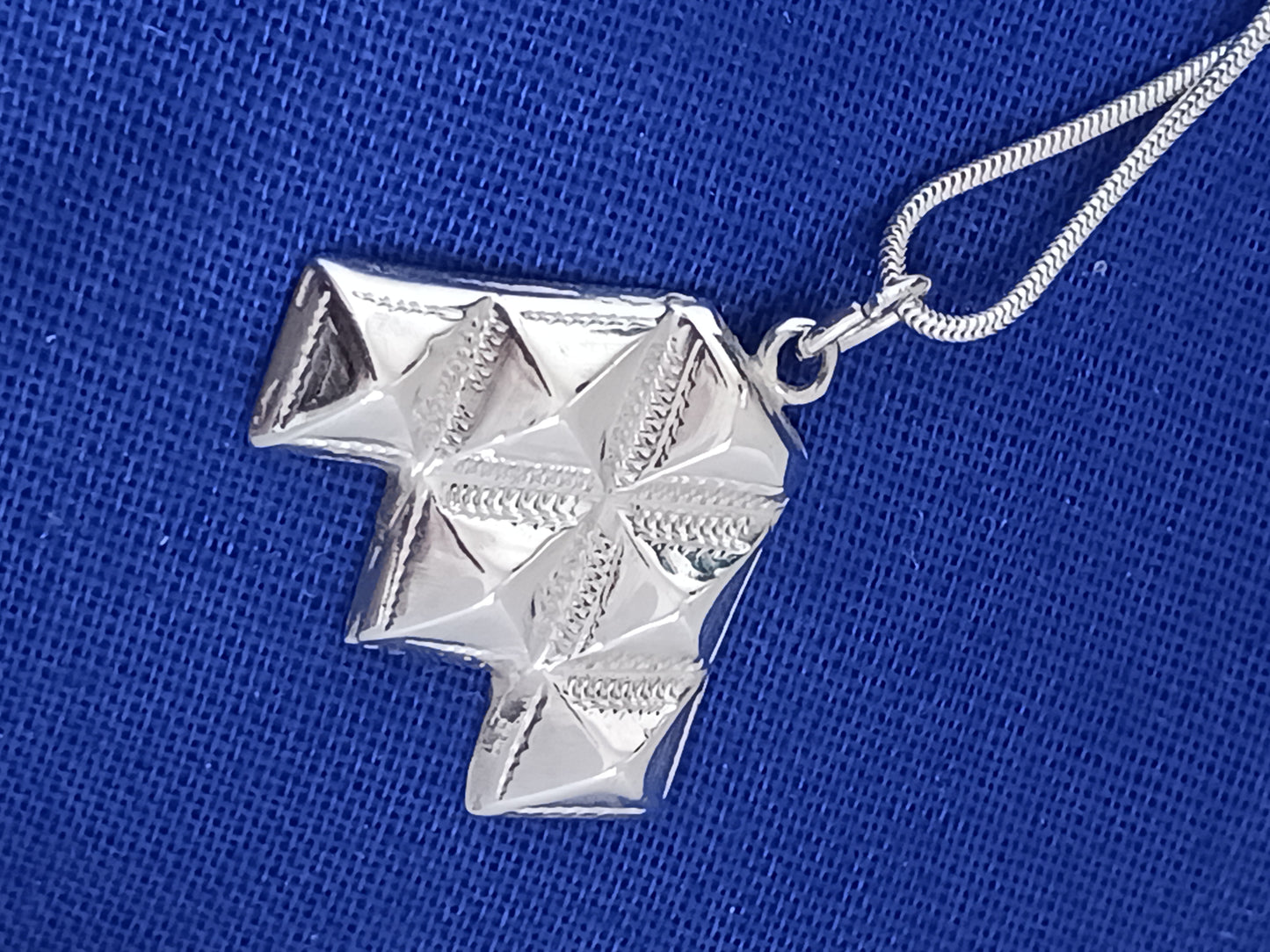 Pendentif d'inspiration touarègue