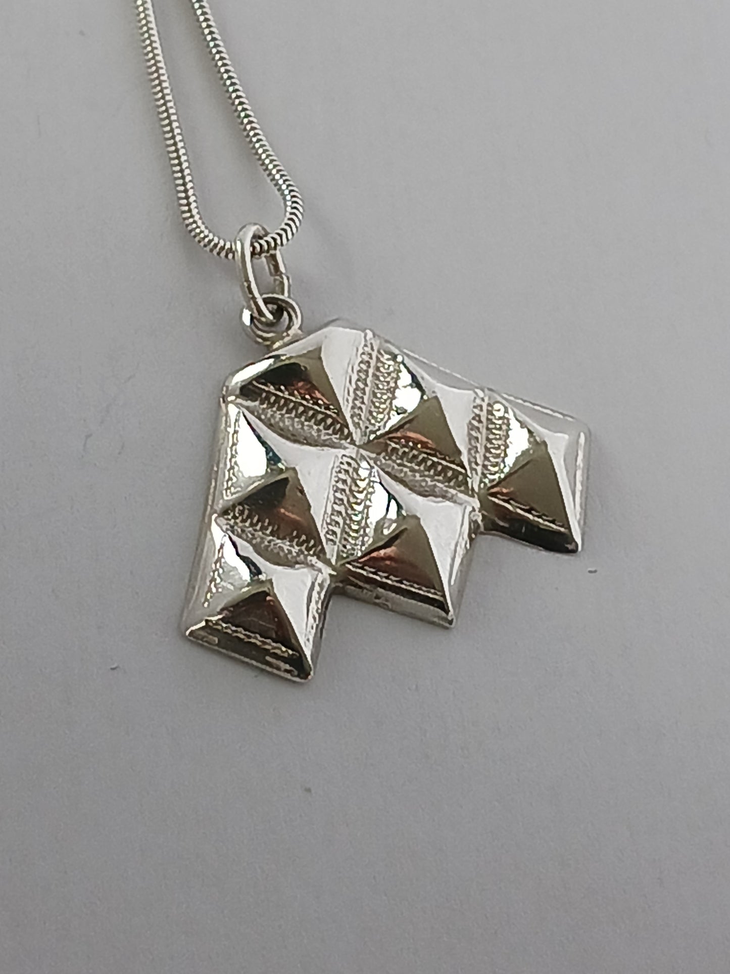Pendentif d'inspiration touarègue