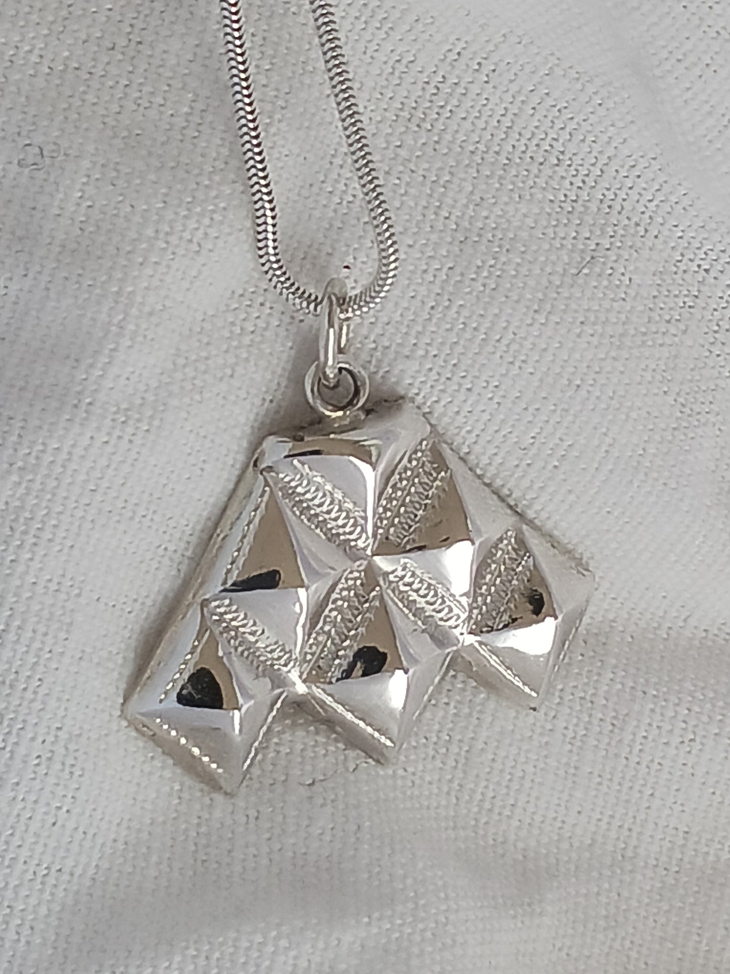 Pendentif d'inspiration touarègue