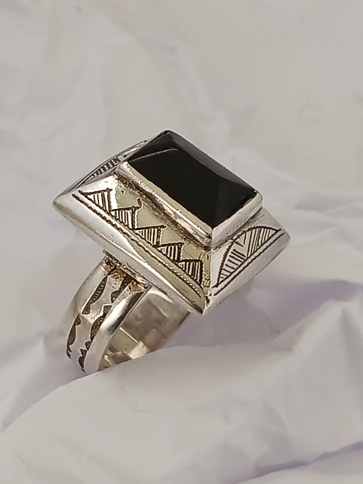 Bague touareg en argent massif