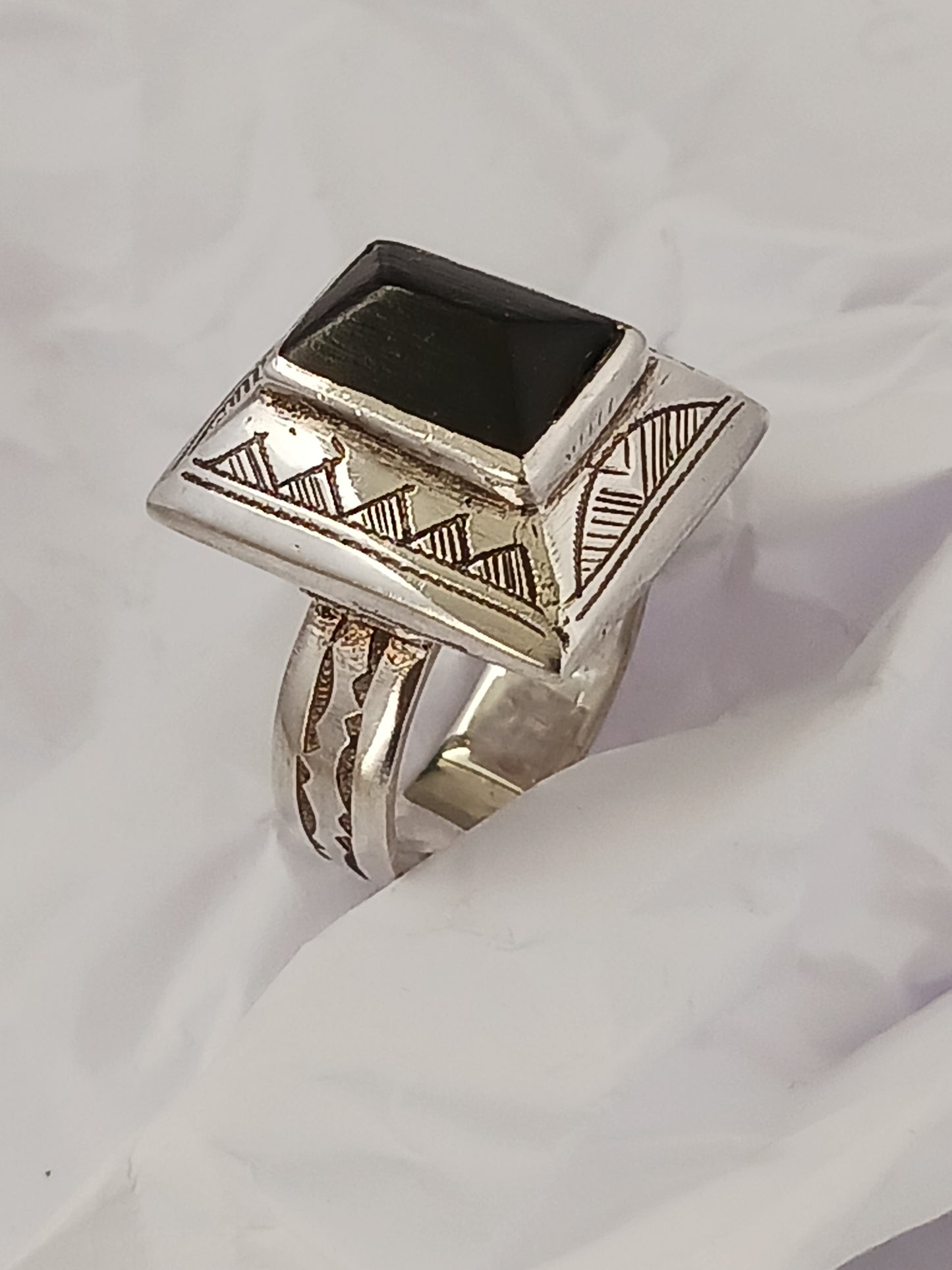 Bague touareg en argent massif