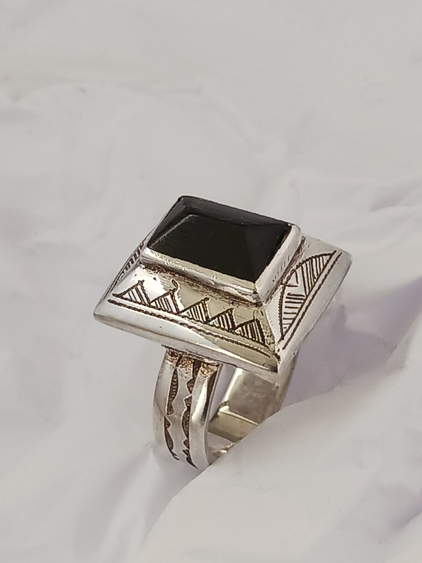 Bague touareg en argent massif