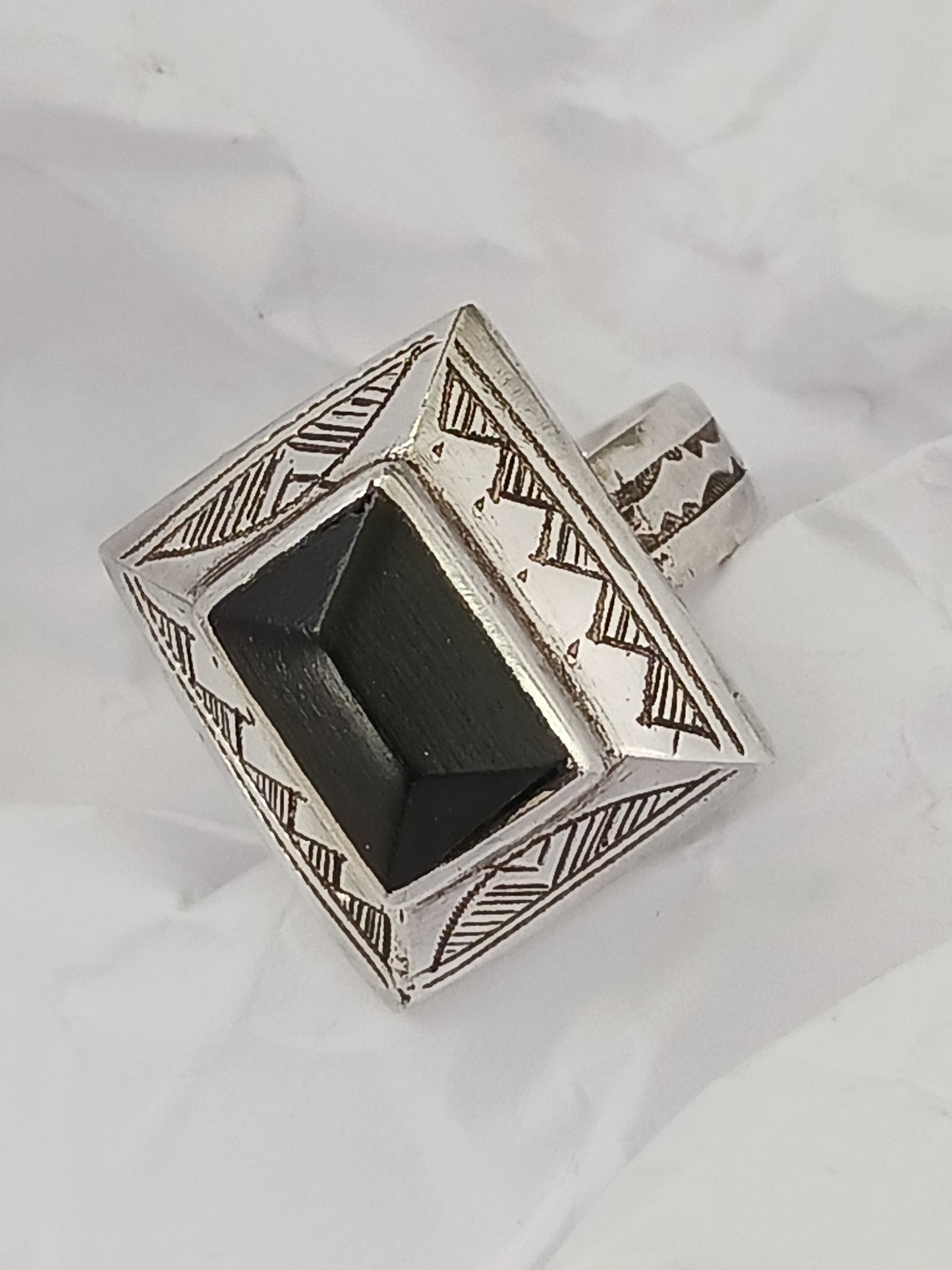 Bague touareg en argent massif
