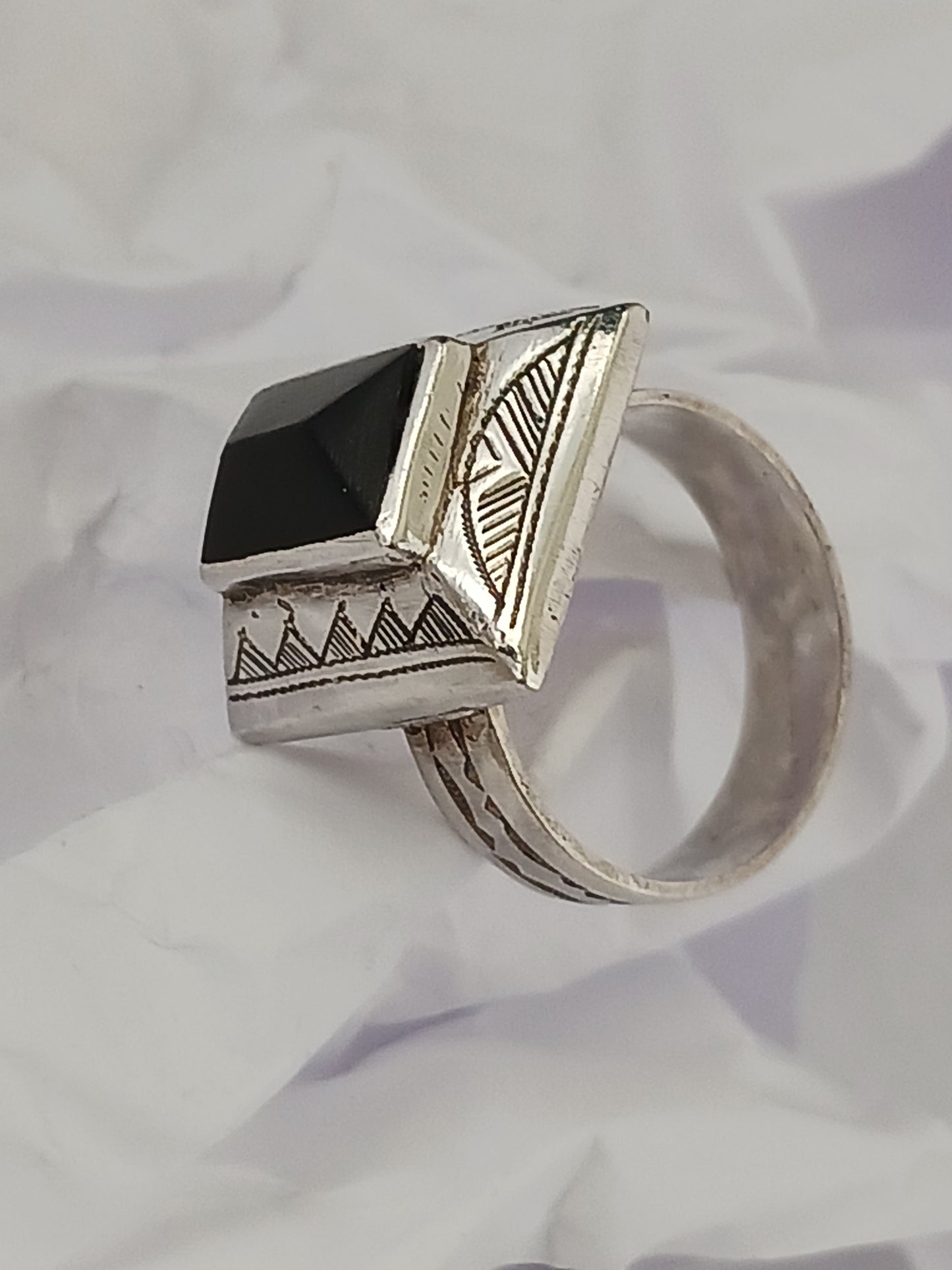Bague touareg en argent massif
