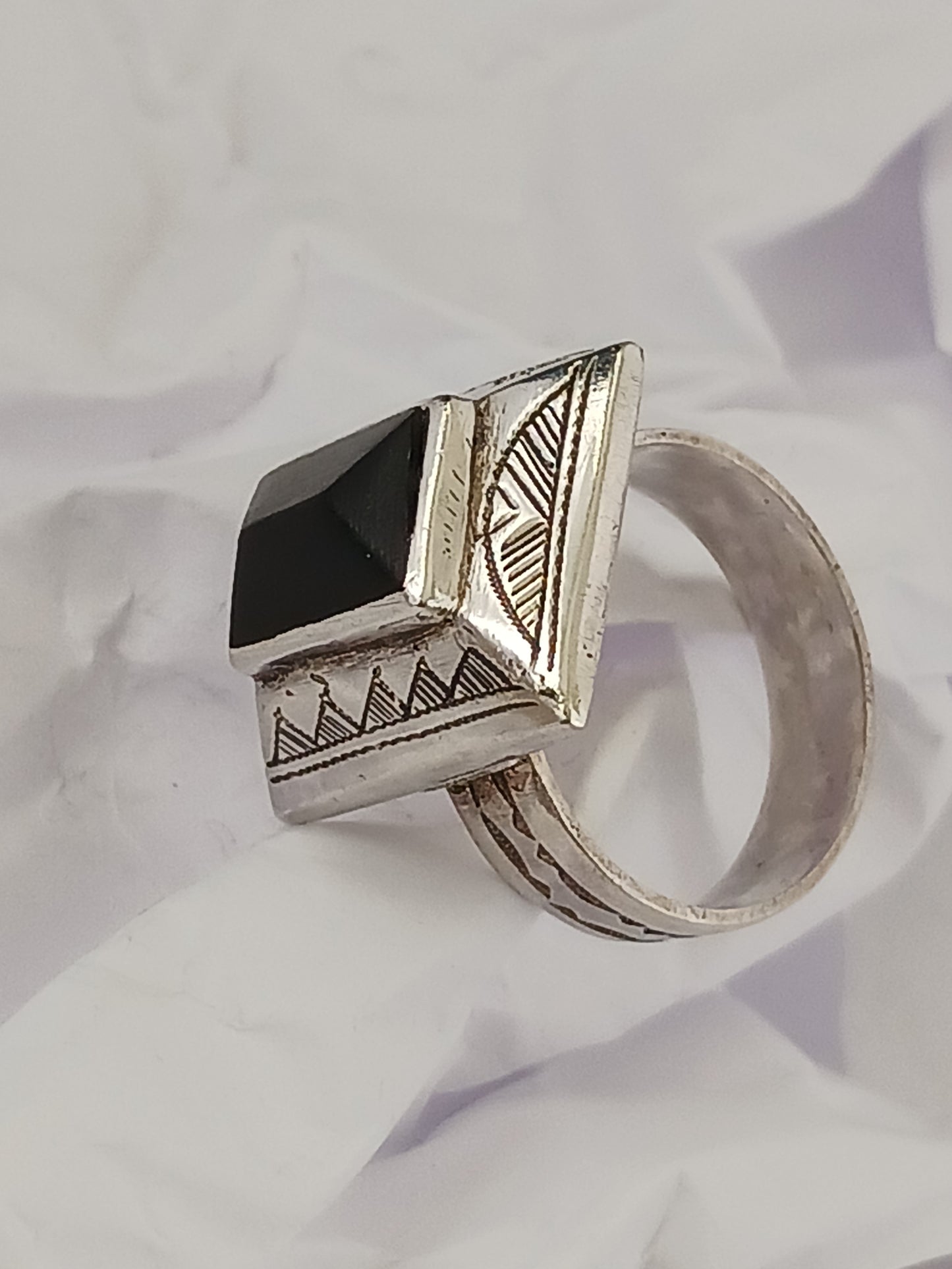 Bague touareg en argent massif