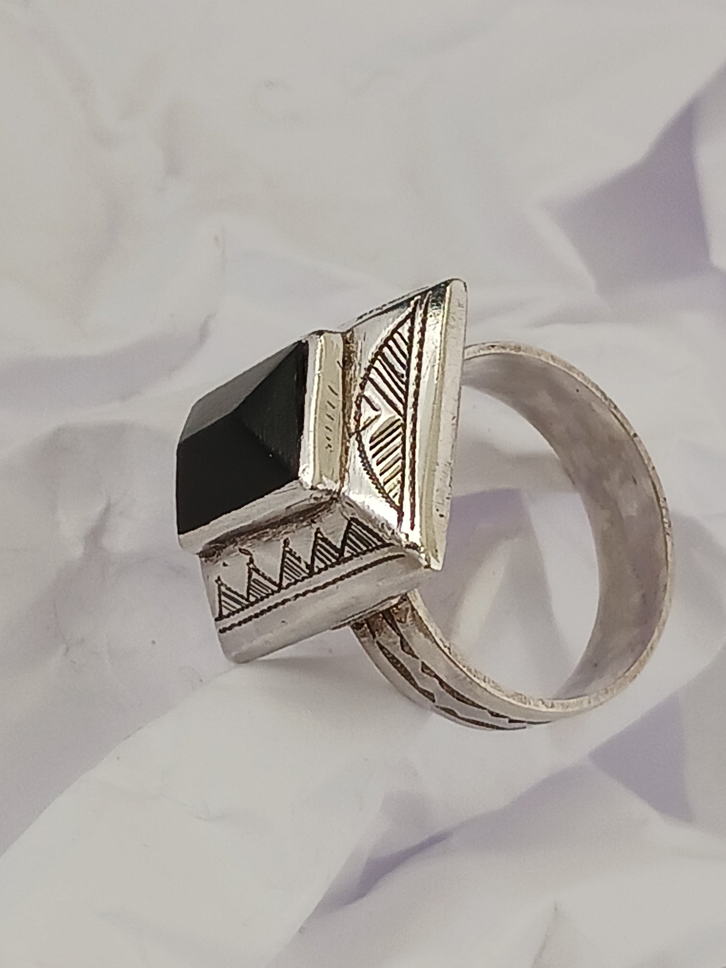 Bague touareg en argent massif