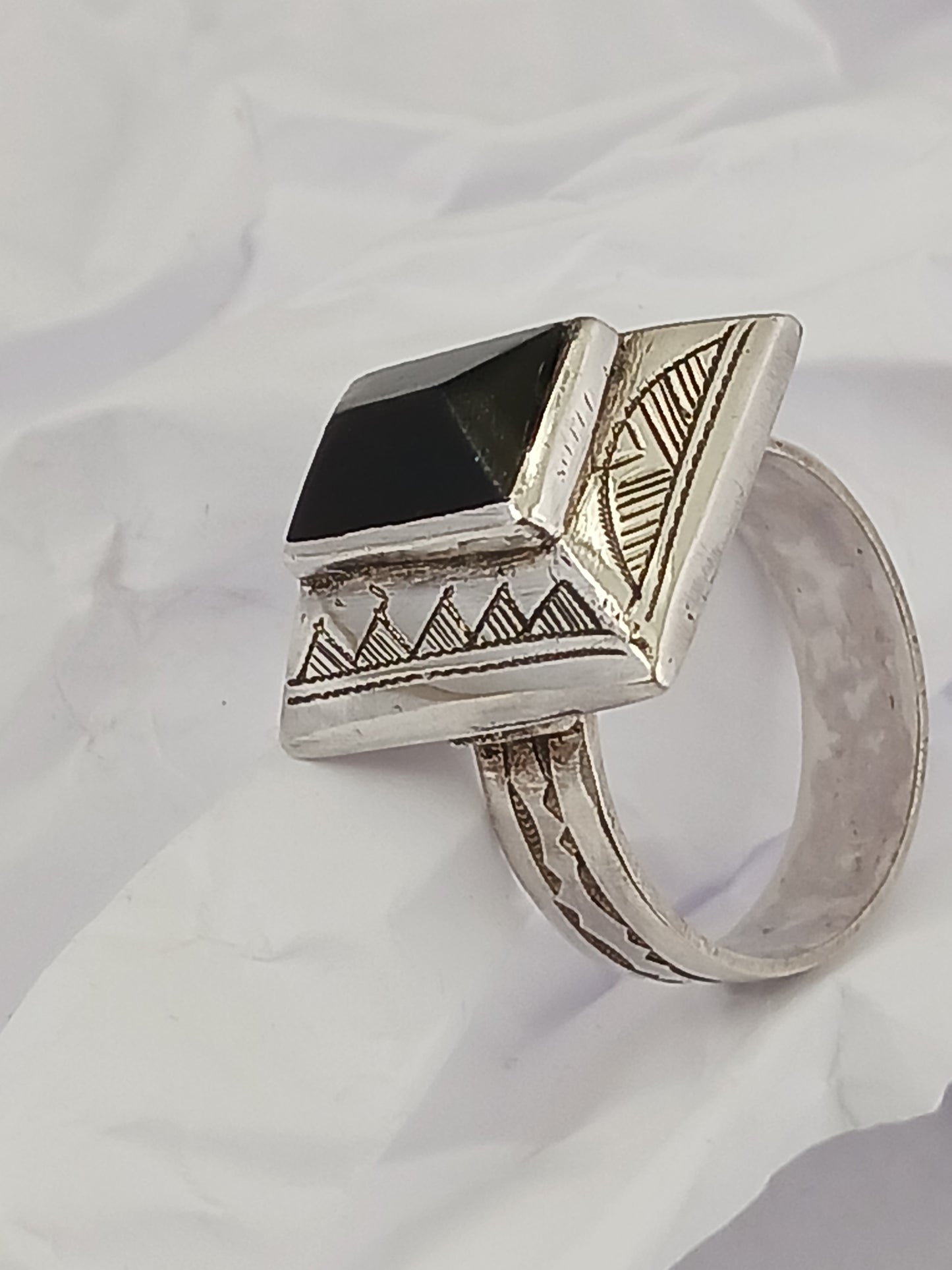 Bague touareg en argent massif