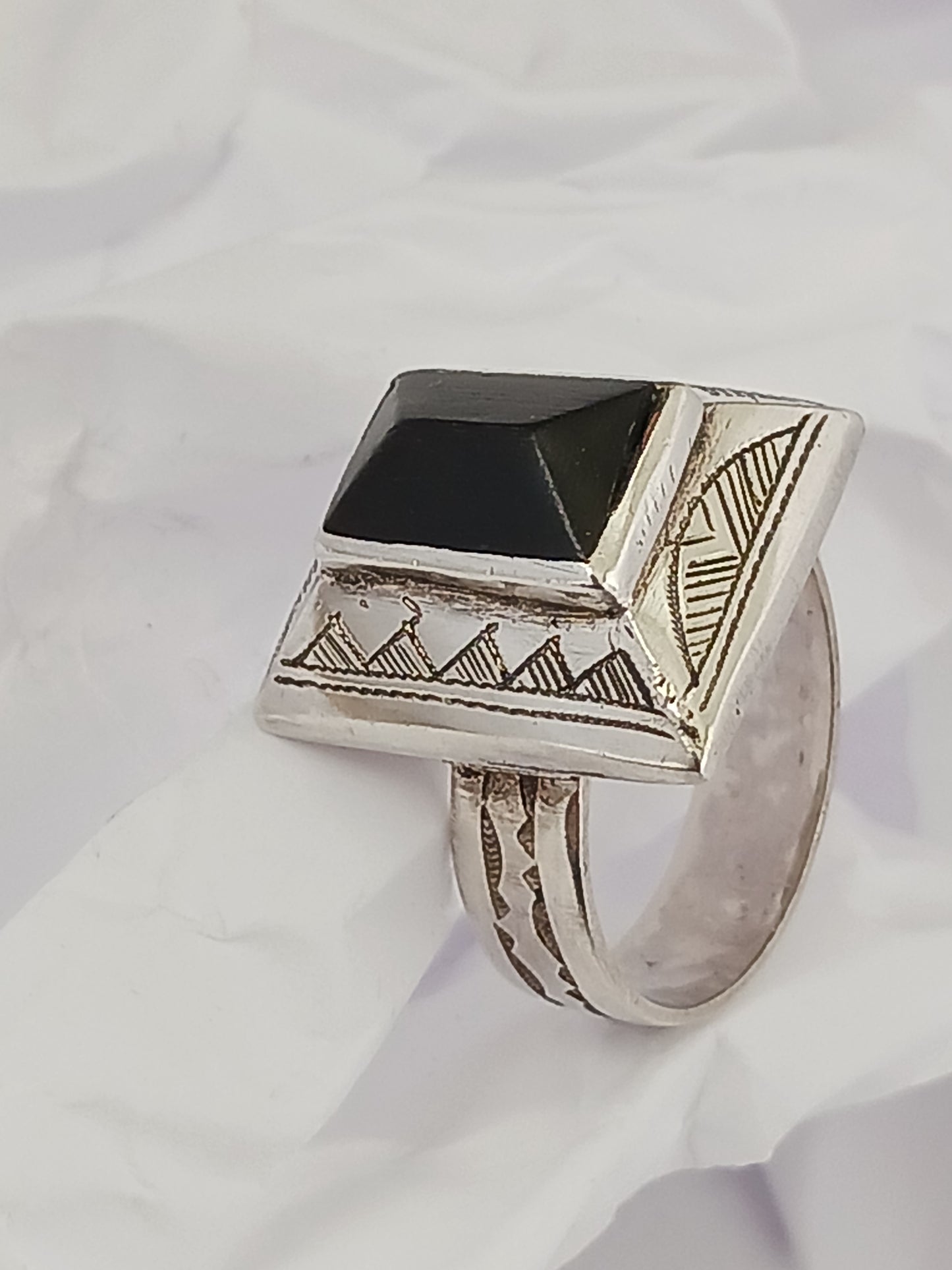 Bague touareg en argent massif