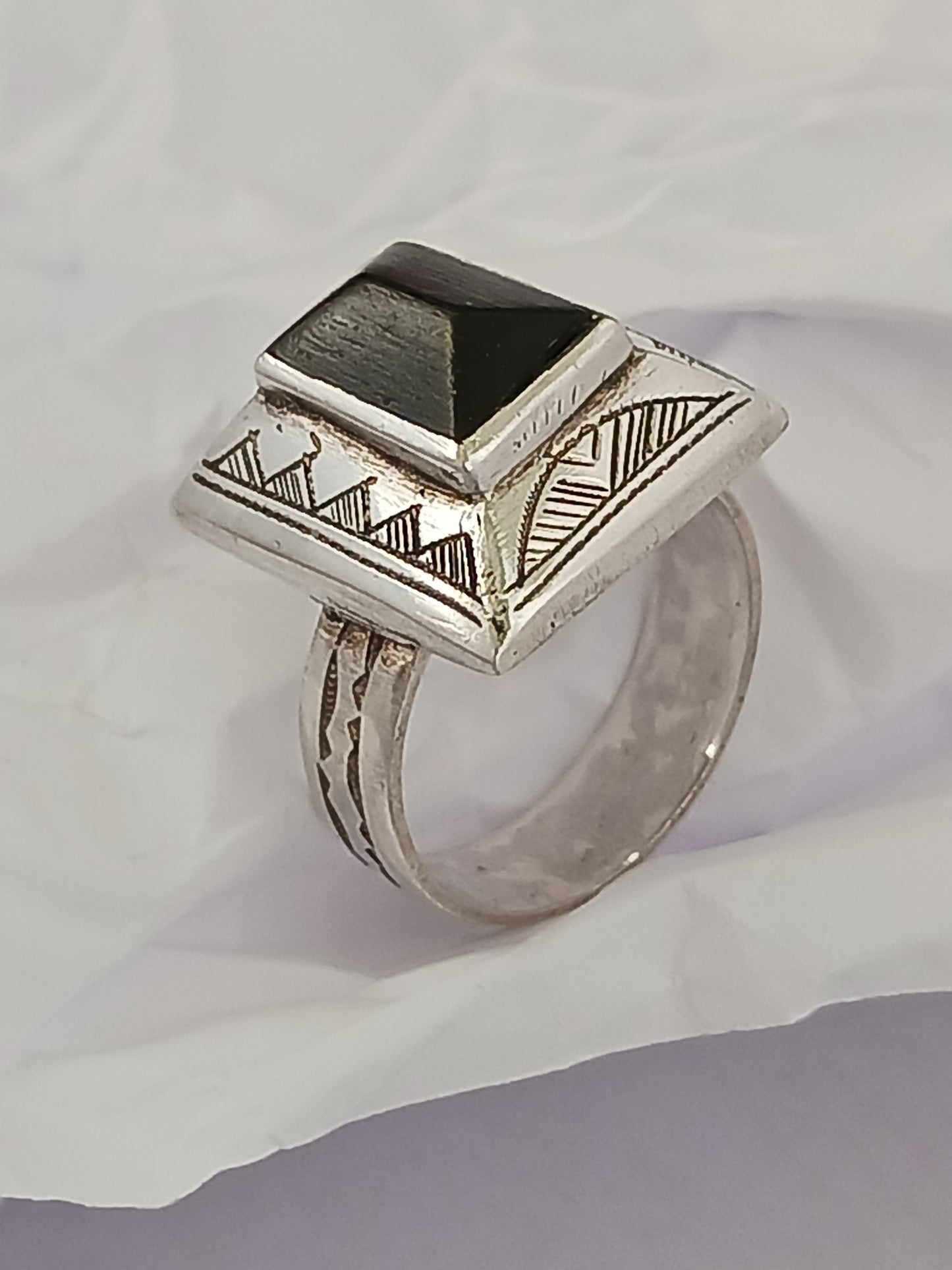 Bague touareg en argent massif
