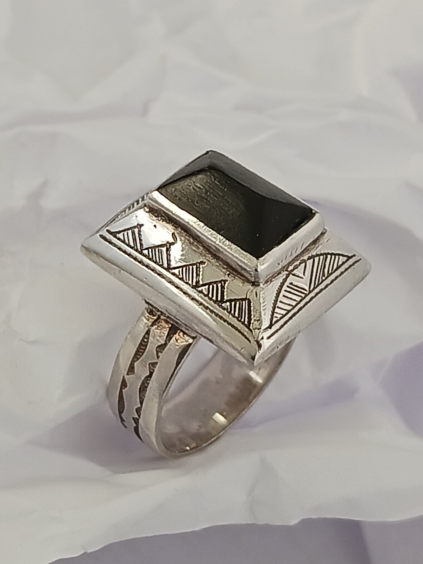 Bague touareg en argent massif
