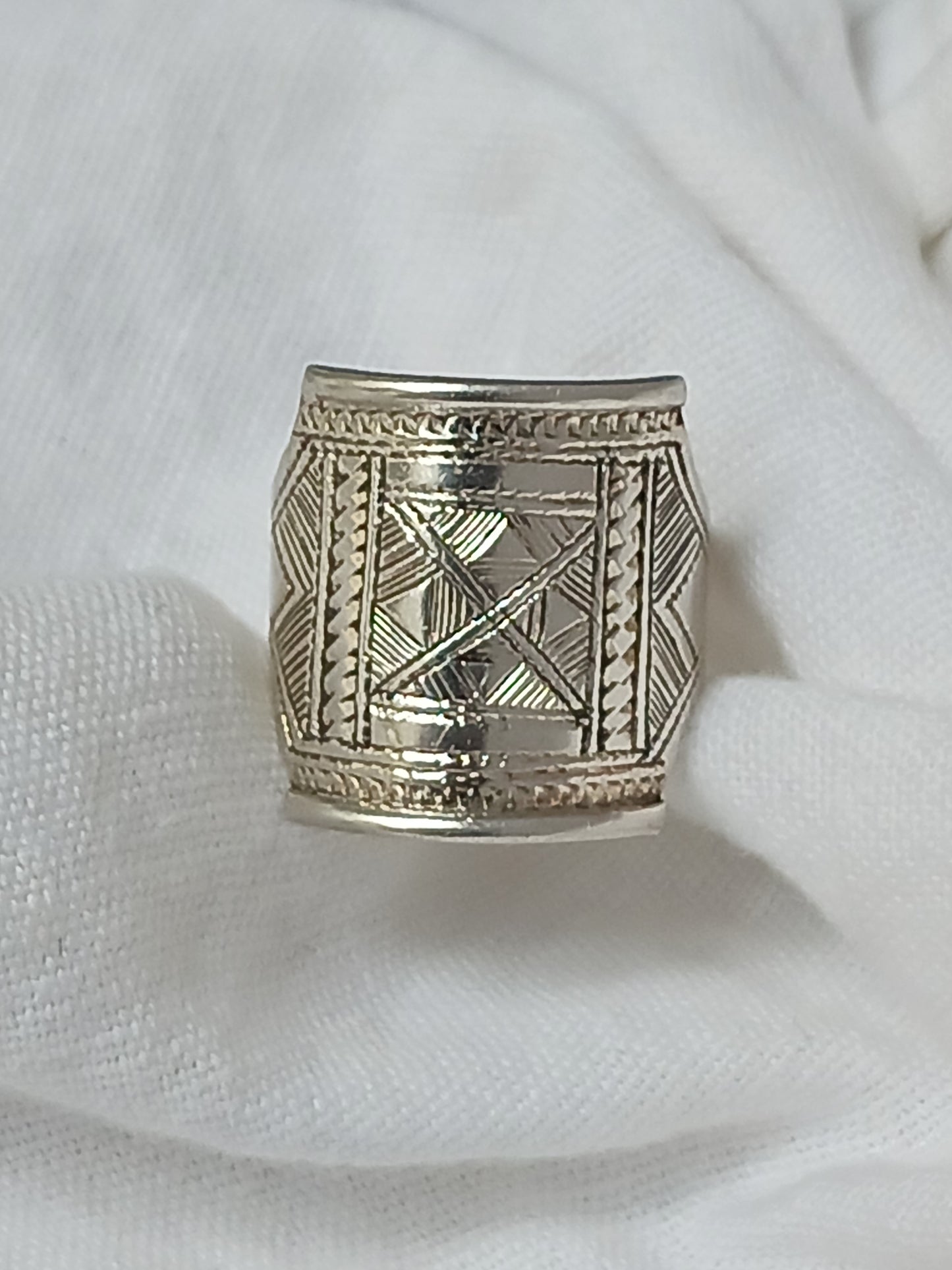 Bague touareg en argent massif