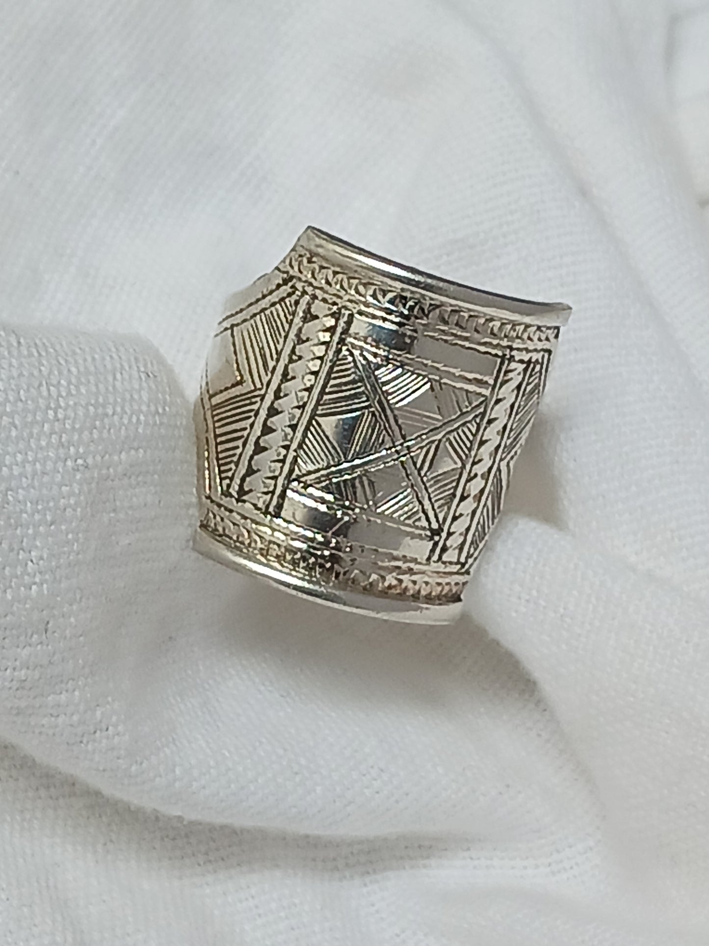 Bague touareg en argent massif