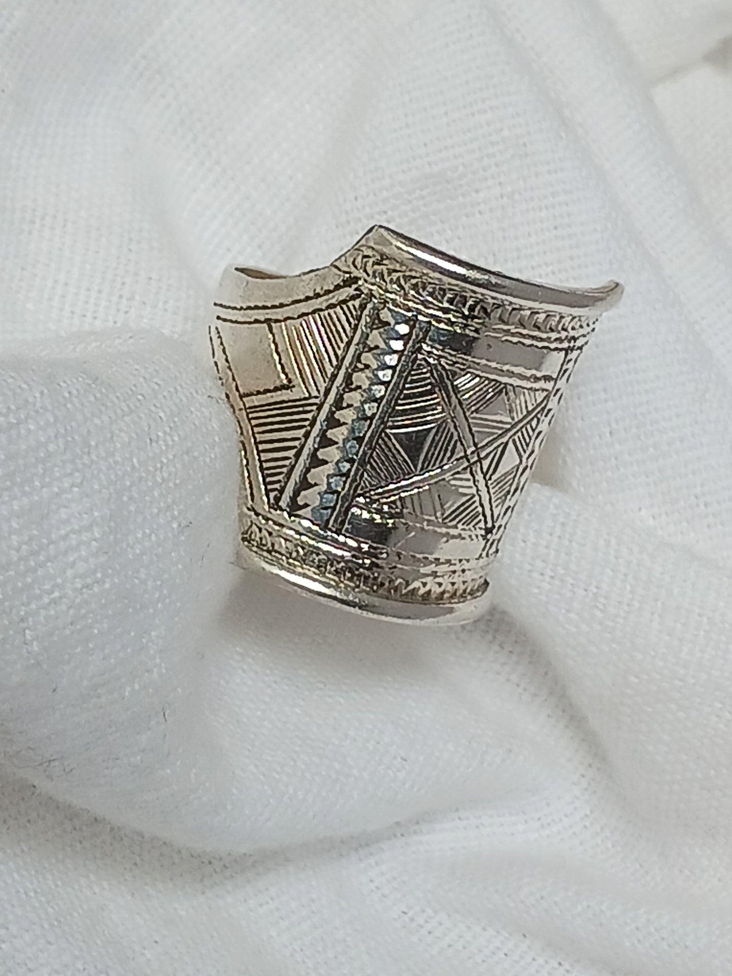 Bague touareg en argent massif