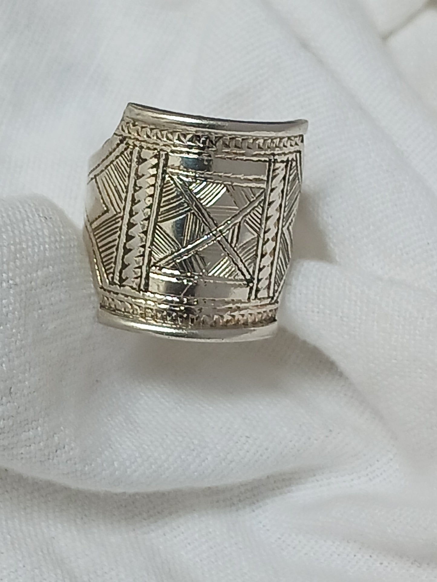 Bague touareg en argent massif