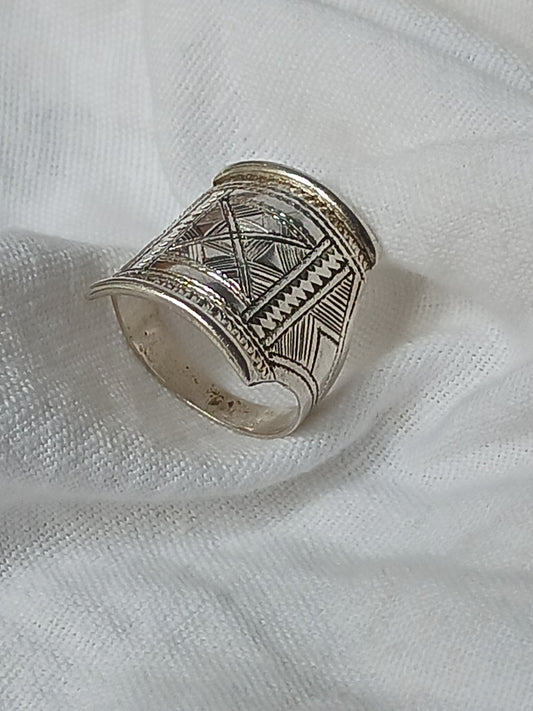 Bague touareg en argent massif