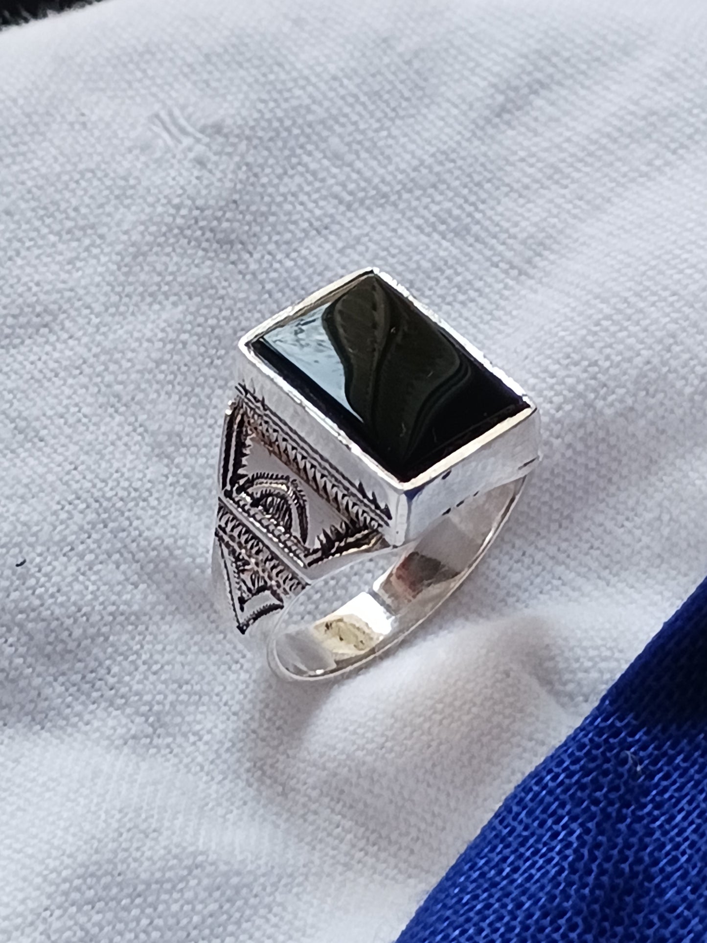 Bague touareg en argent massif