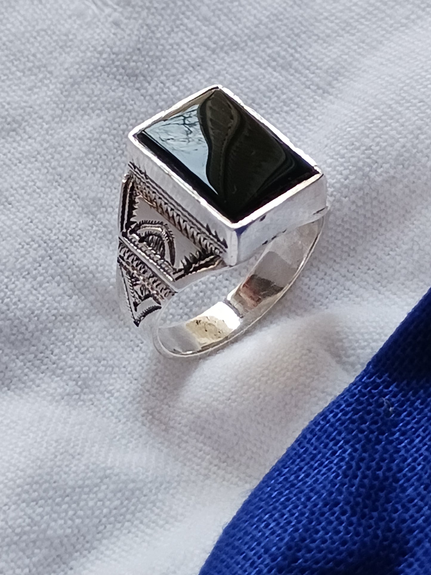 Bague touareg en argent massif