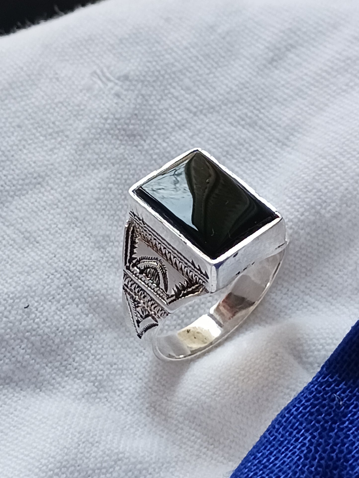 Bague touareg en argent massif