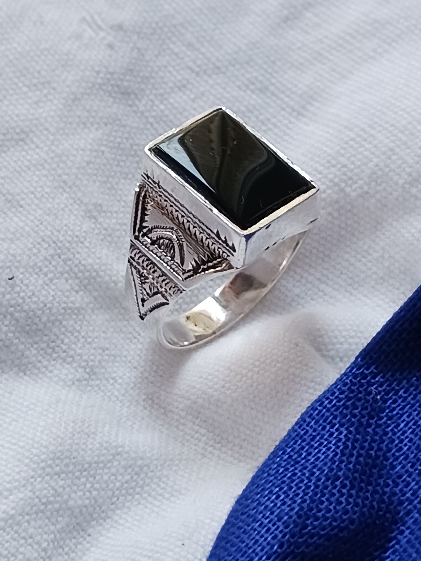 Bague touareg en argent massif