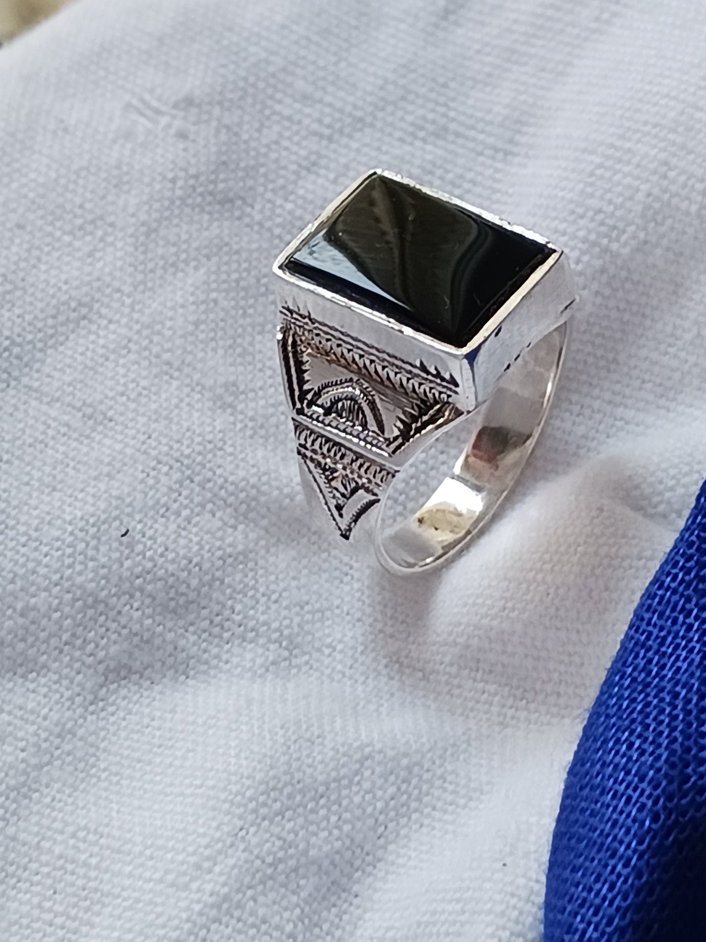 Bague touareg en argent massif
