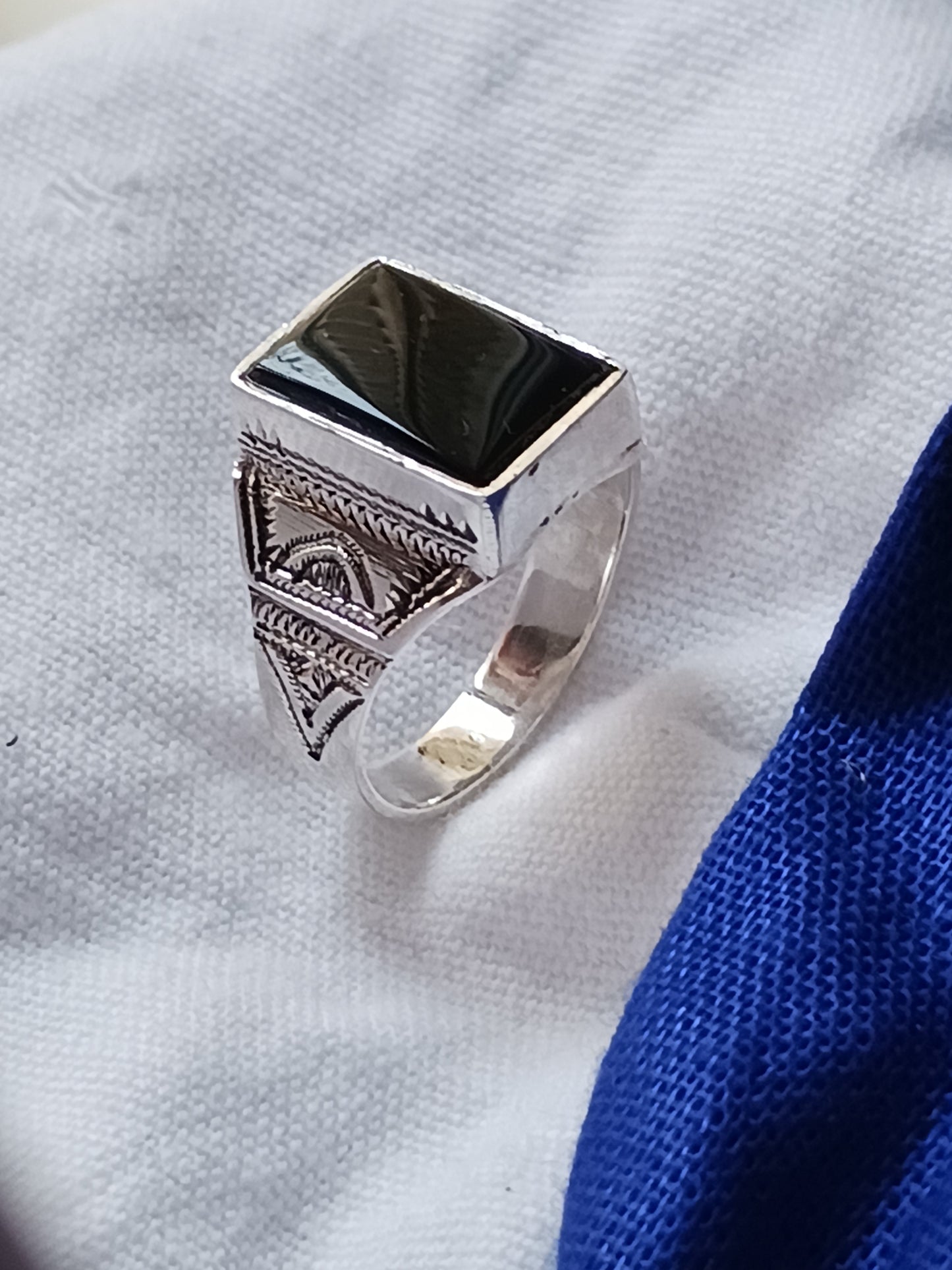 Bague touareg en argent massif