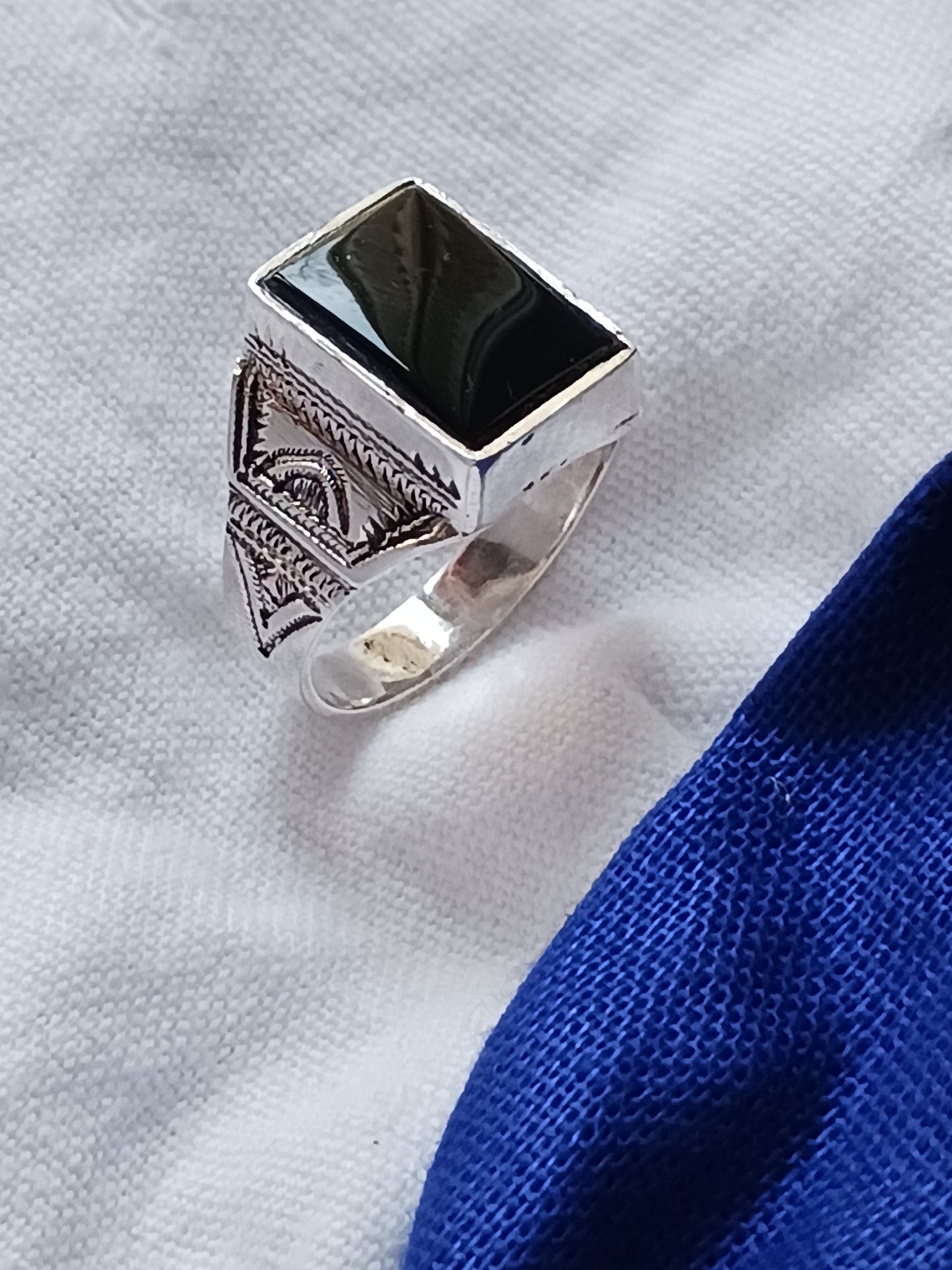 Bague touareg en argent massif