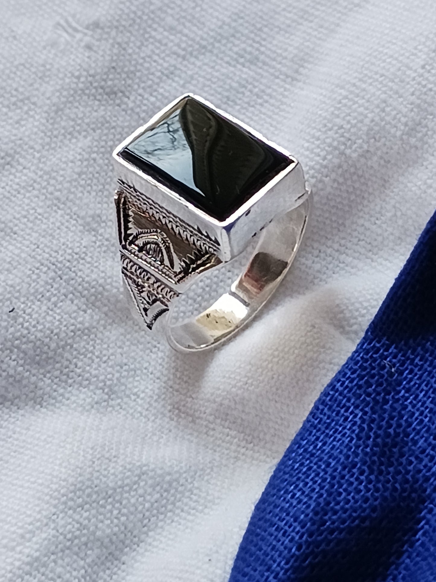 Bague touareg en argent massif
