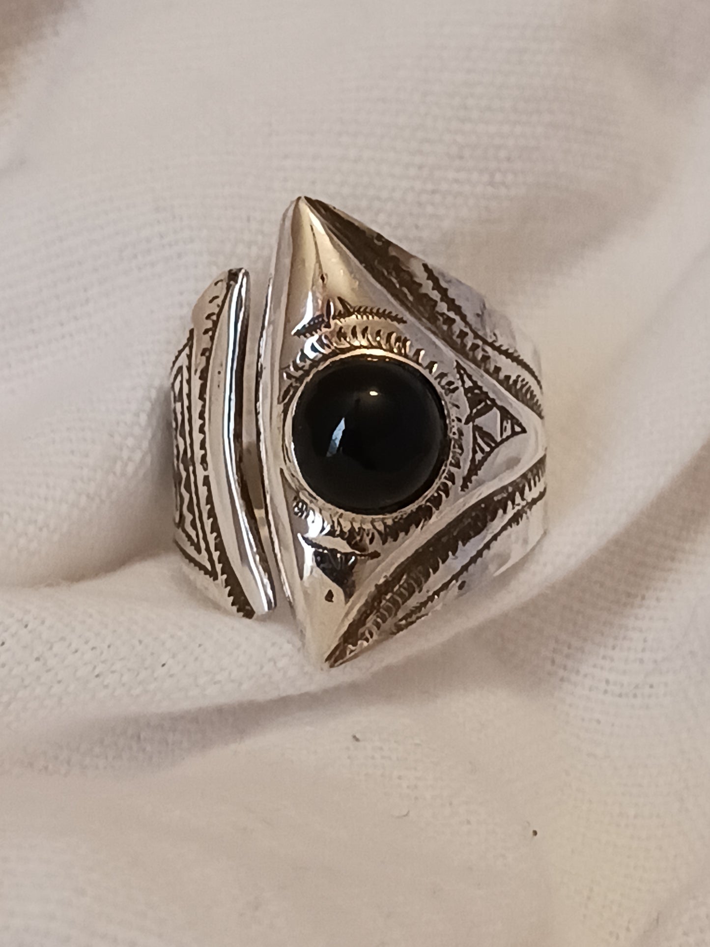 Bague touareg en argent massif