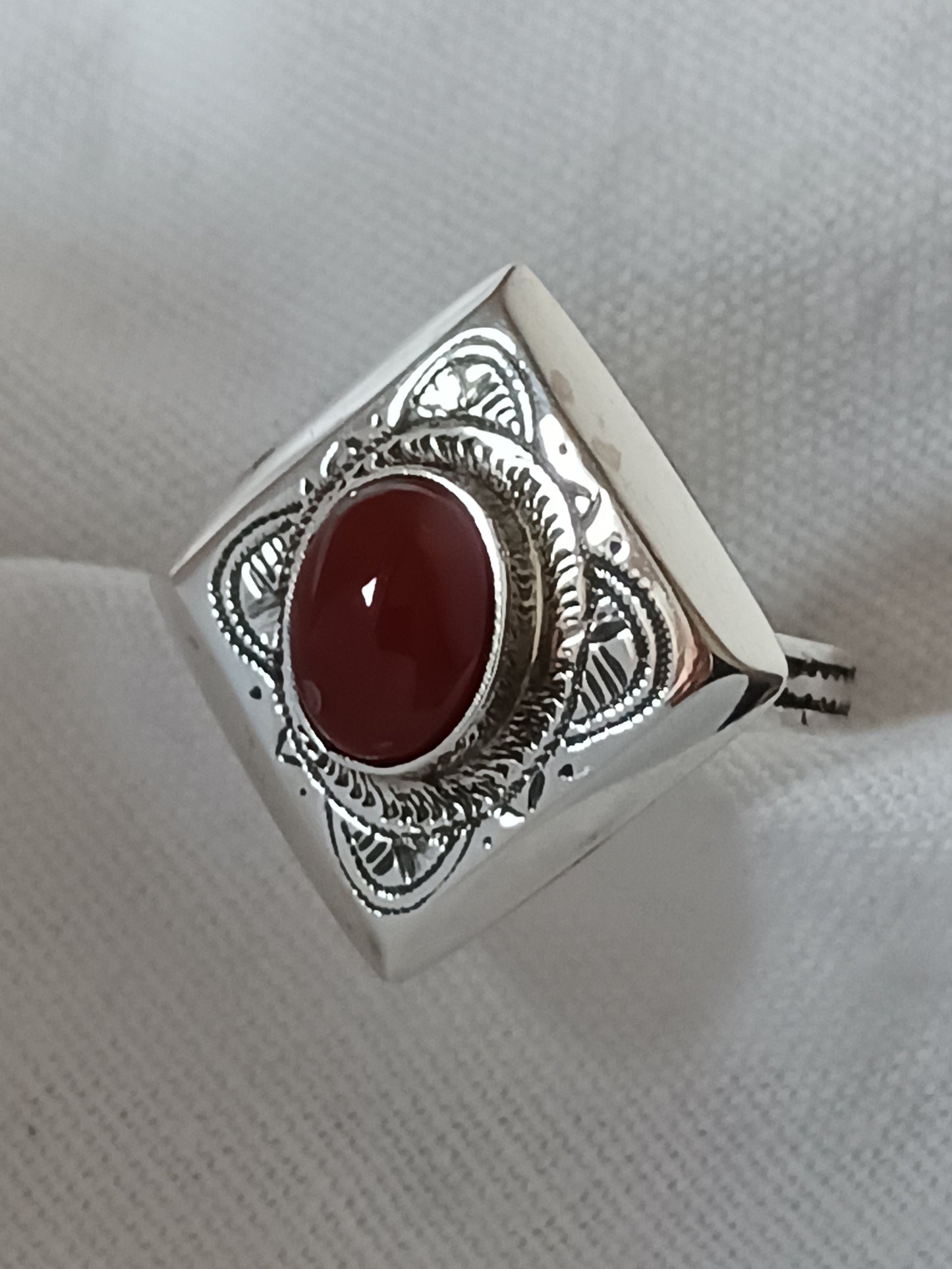 Bague touareg en argent massif