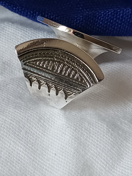 Bague touareg en argent massif