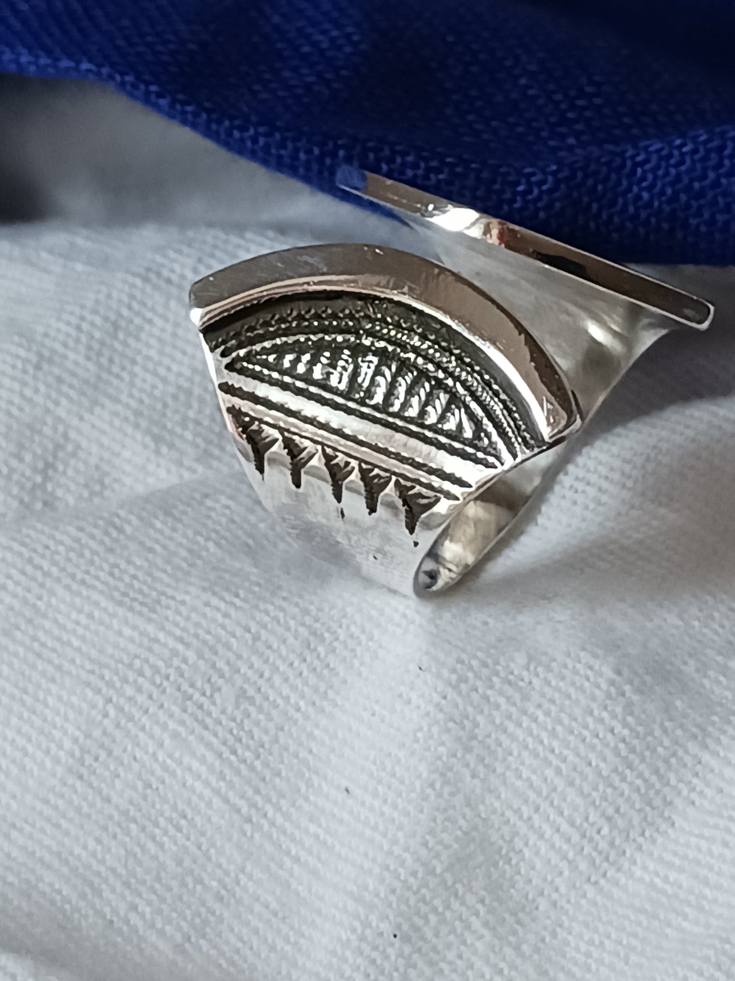 Bague touareg en argent massif