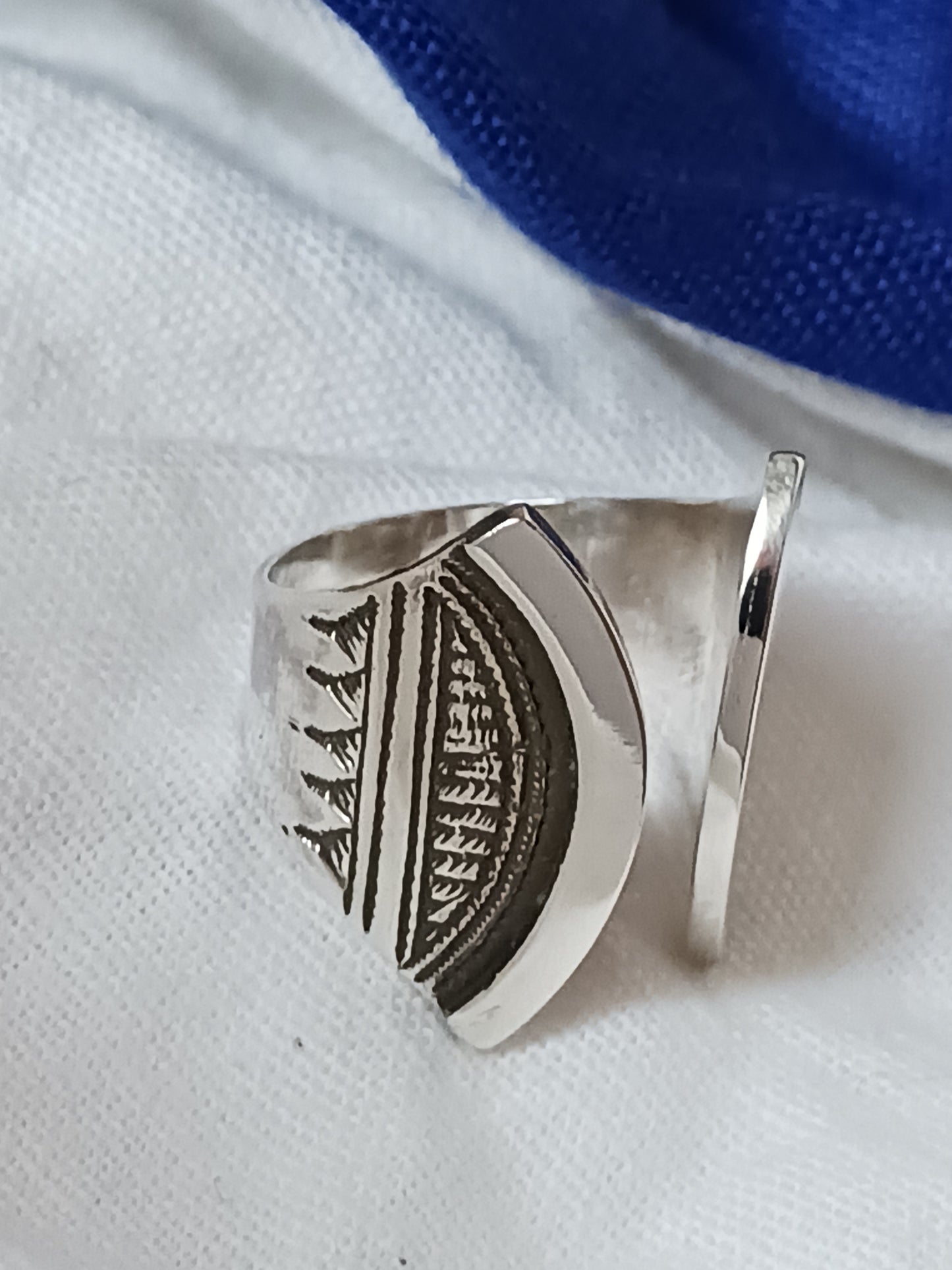 Bague touareg en argent massif