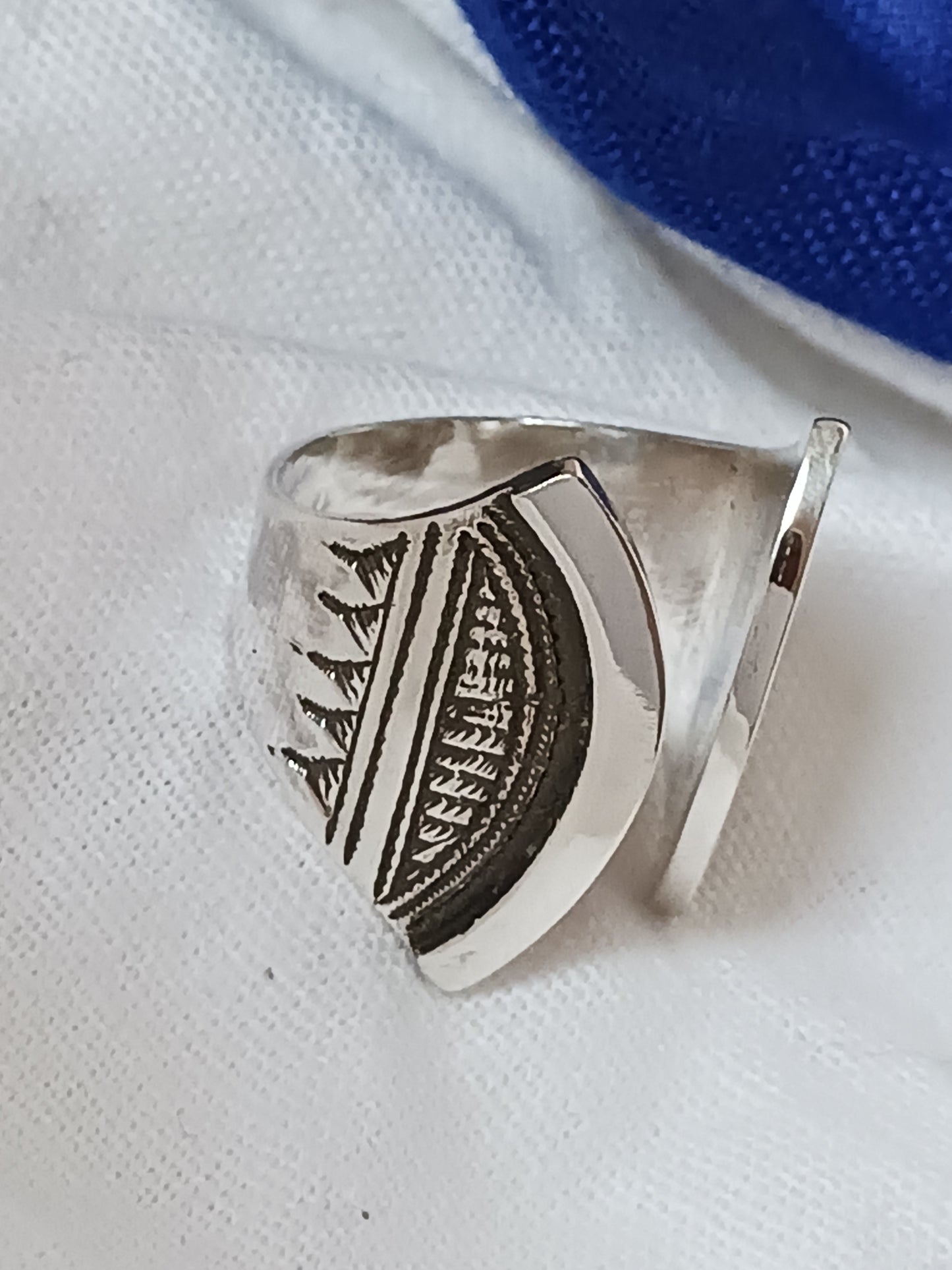 Bague touareg en argent massif