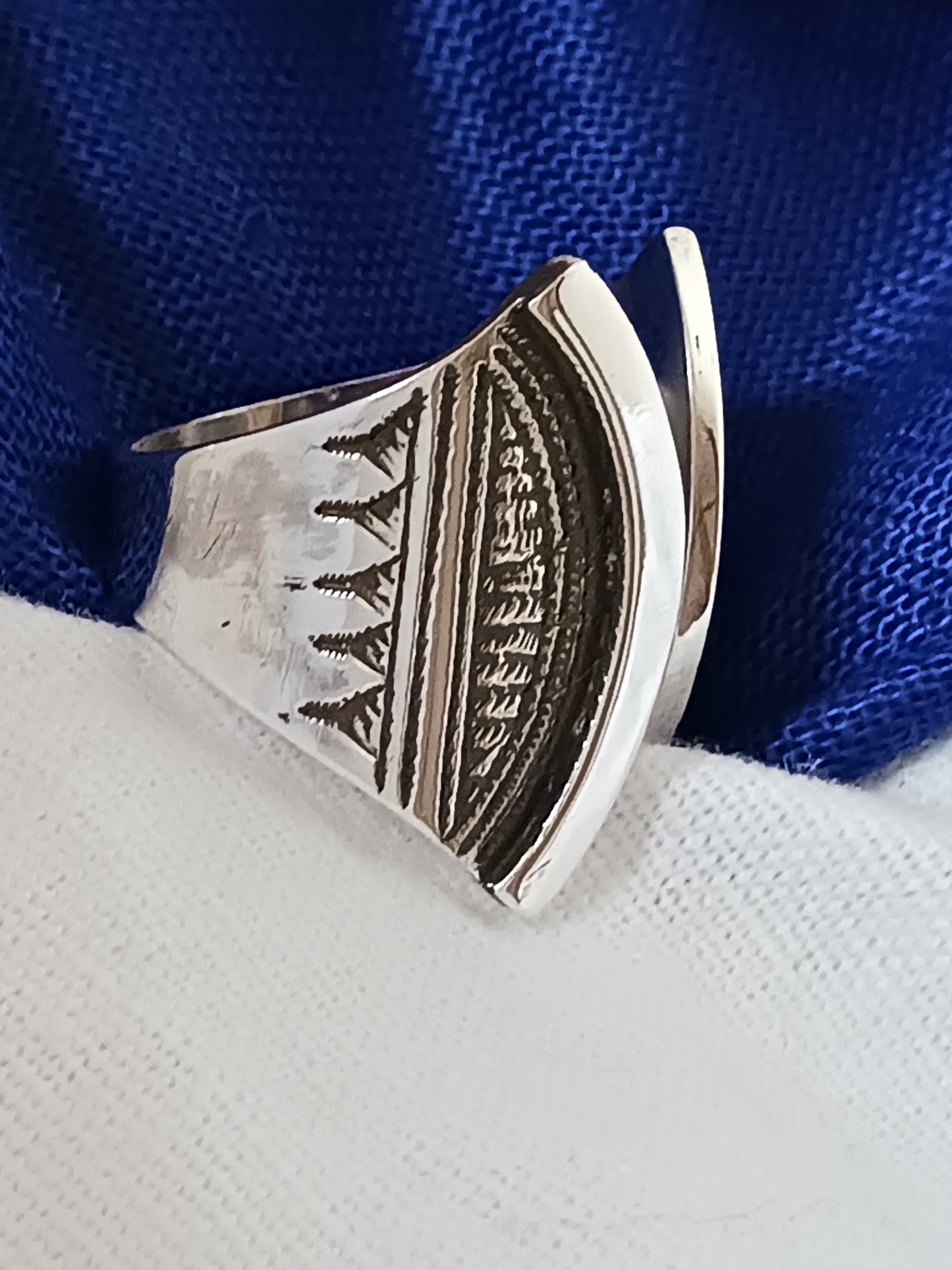 Bague touareg en argent massif